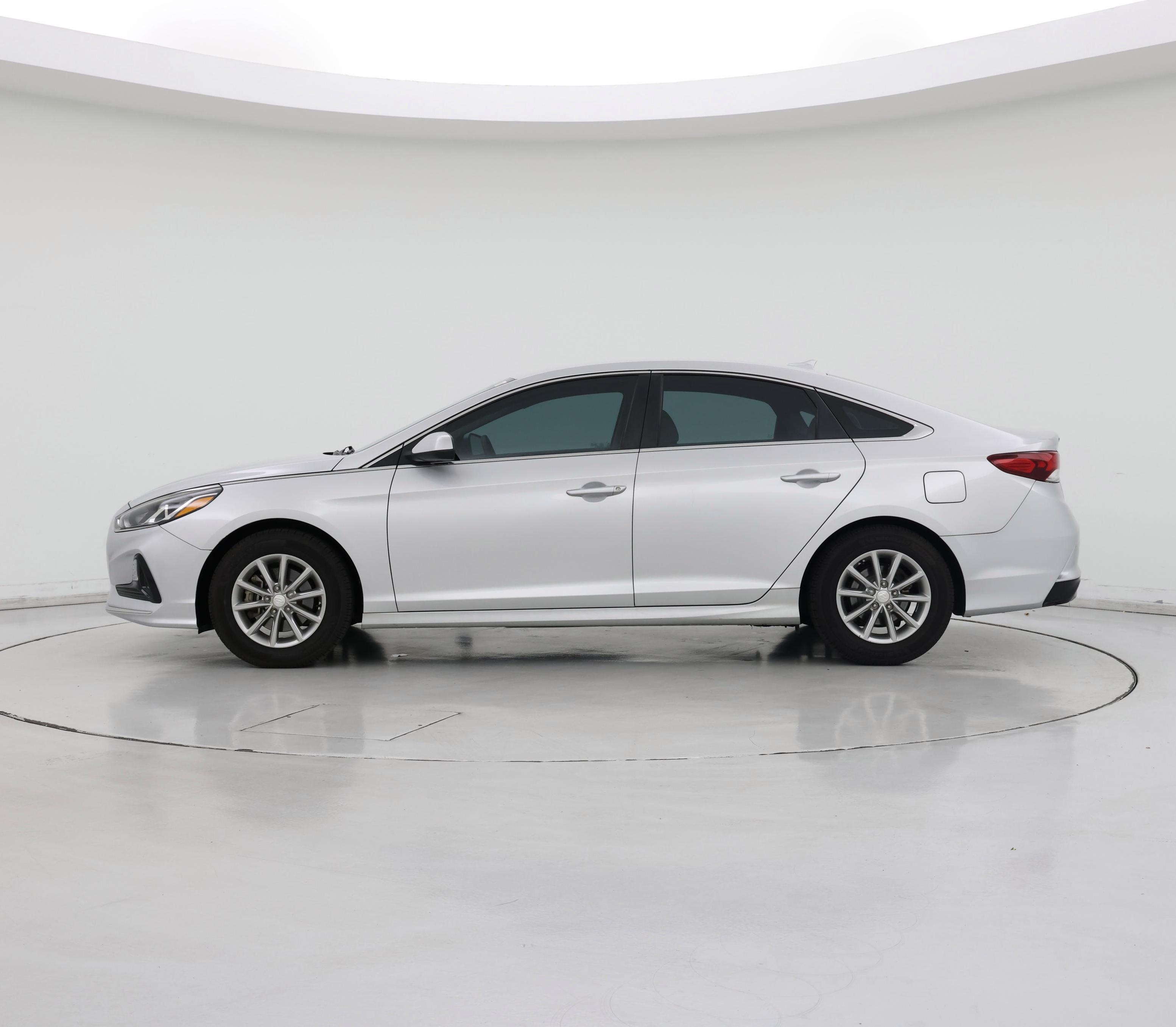 Thumbnail: 2018 Hyundai Sonata - 3