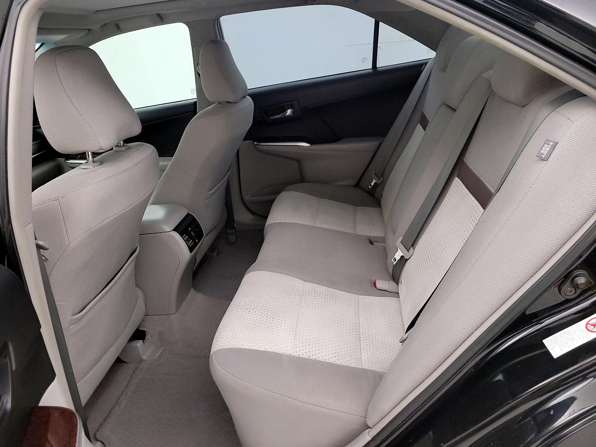 Thumbnail: 2014 Toyota Camry - 20