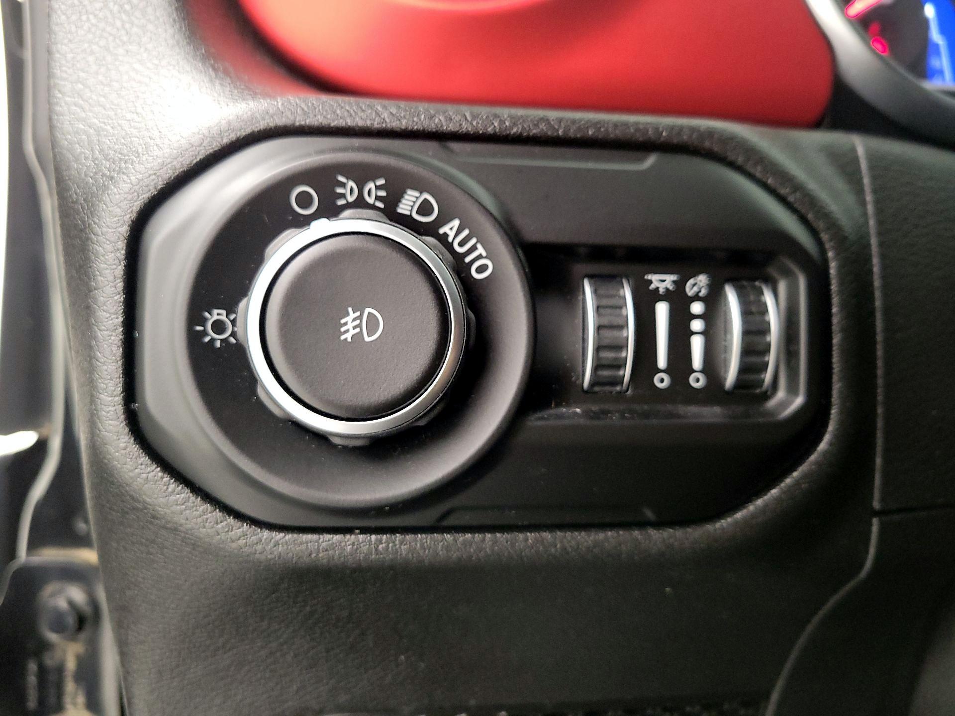 Thumbnail: 2020 Jeep Wrangler - 13