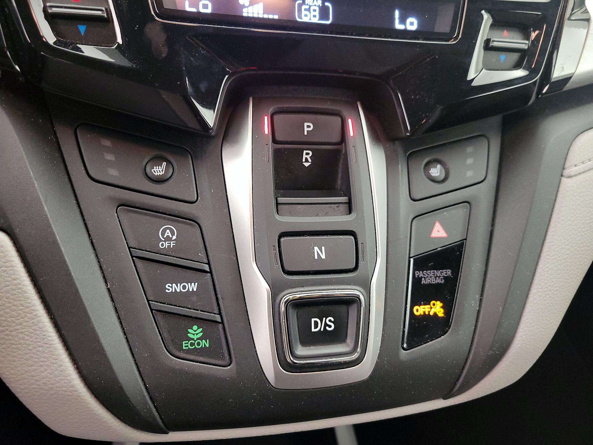 Thumbnail: 2020 Honda Odyssey - 17