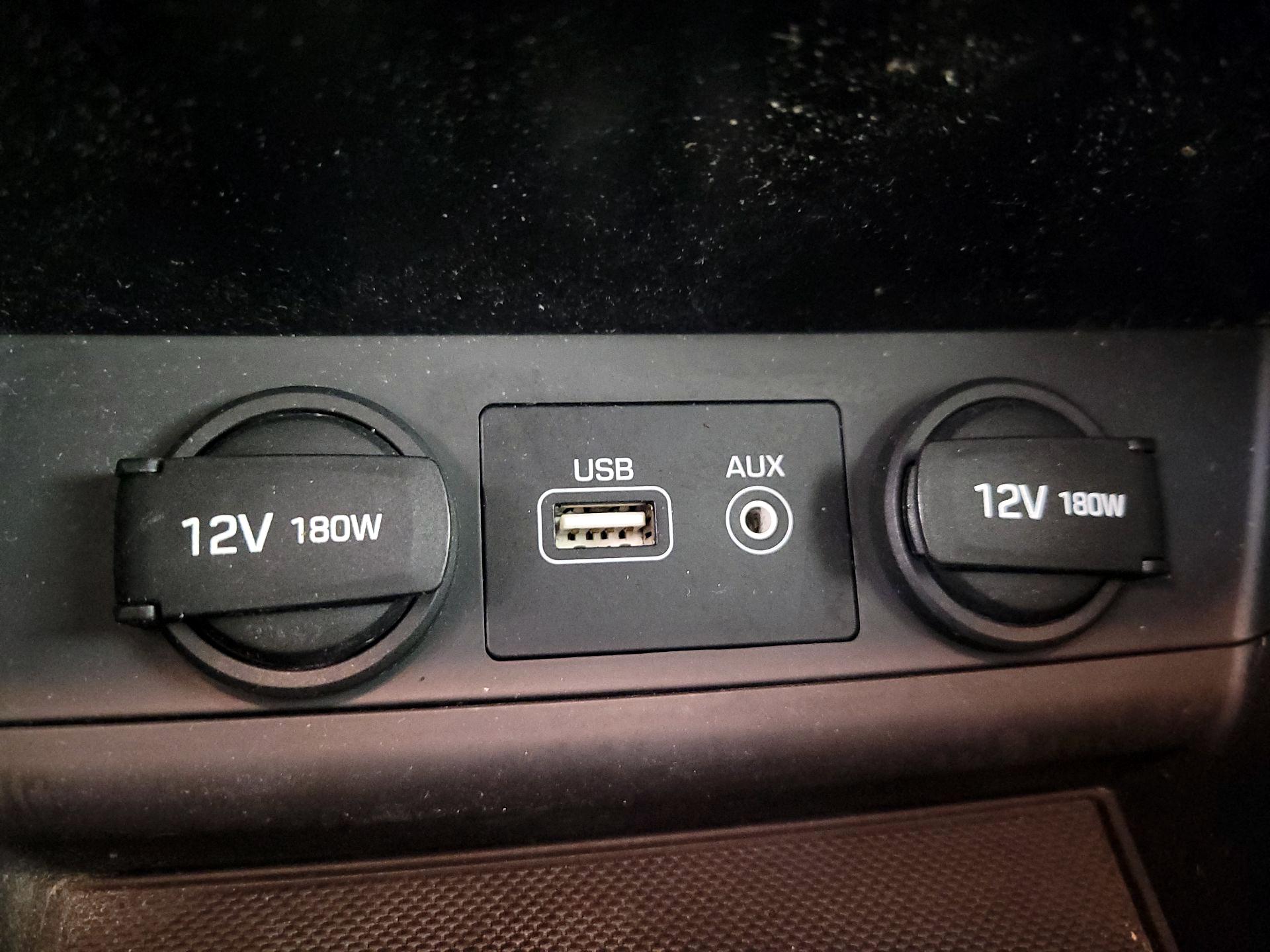 Thumbnail: 2015 Hyundai Sonata - 17
