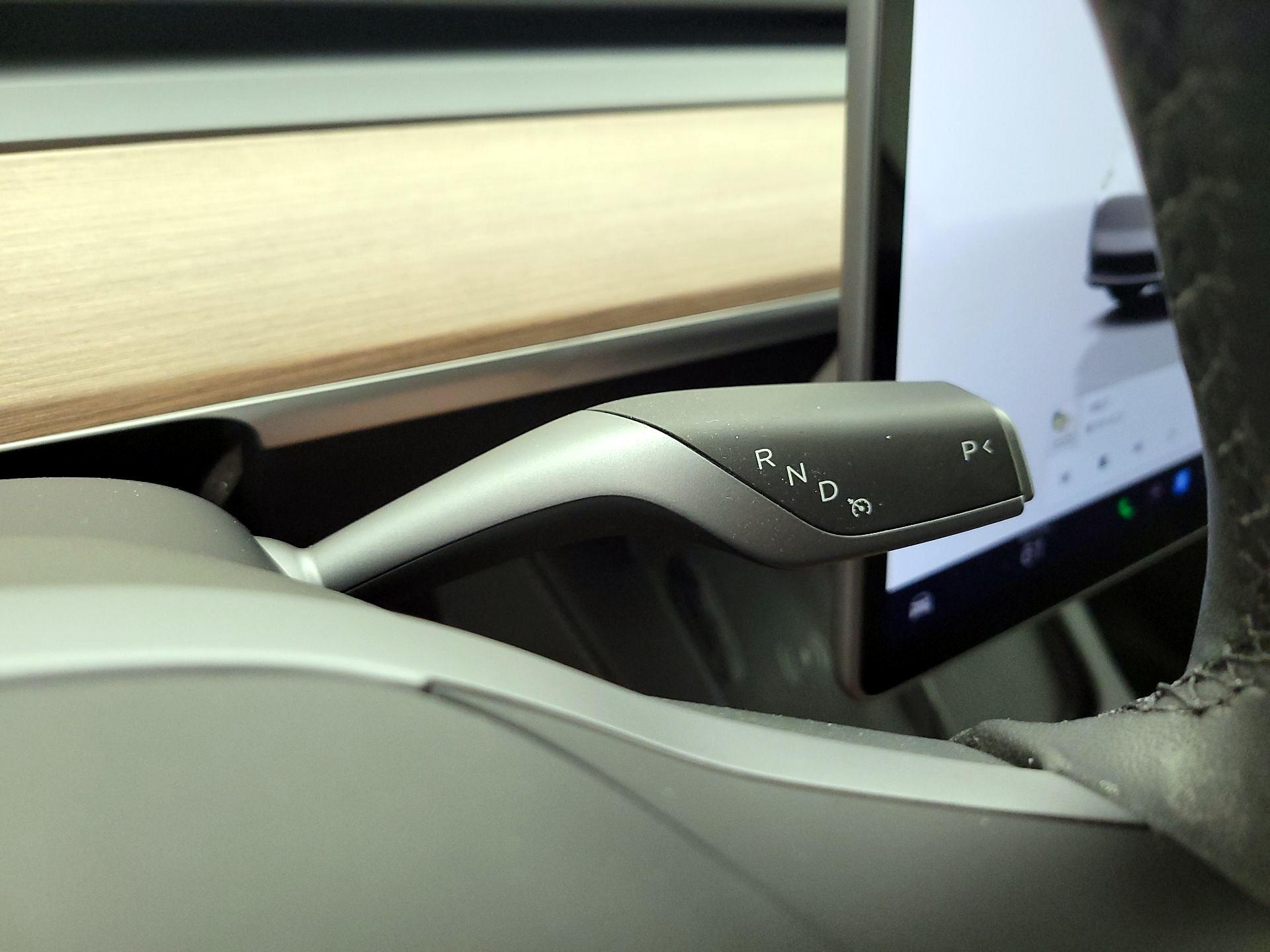 Thumbnail: 2025 Tesla Model Y - 17