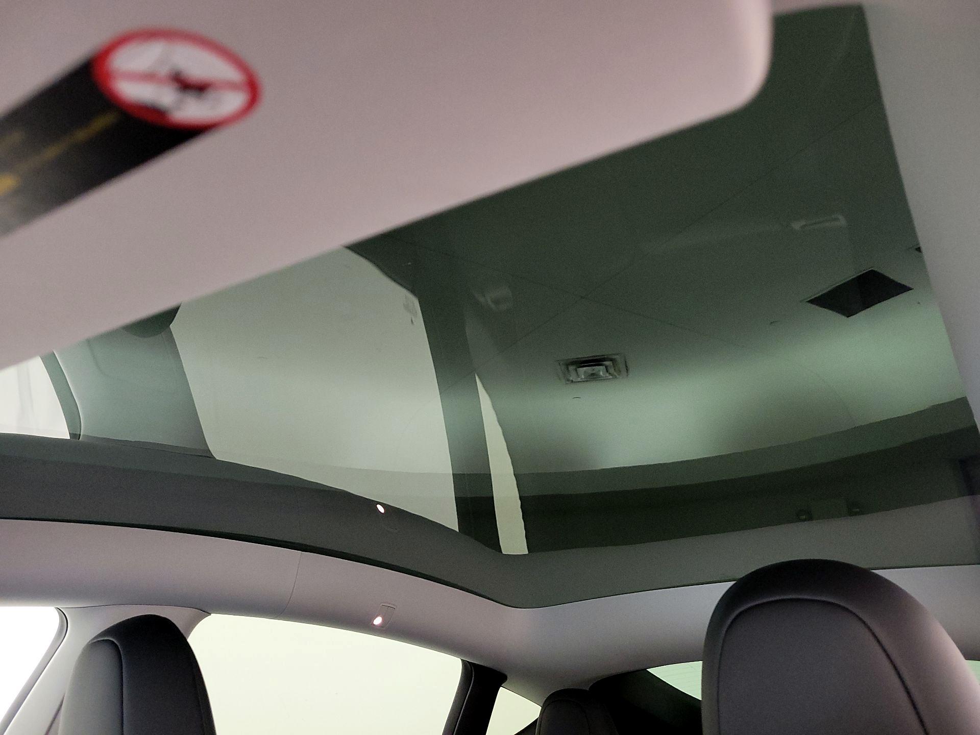 Thumbnail: 2025 Tesla Model Y - 19
