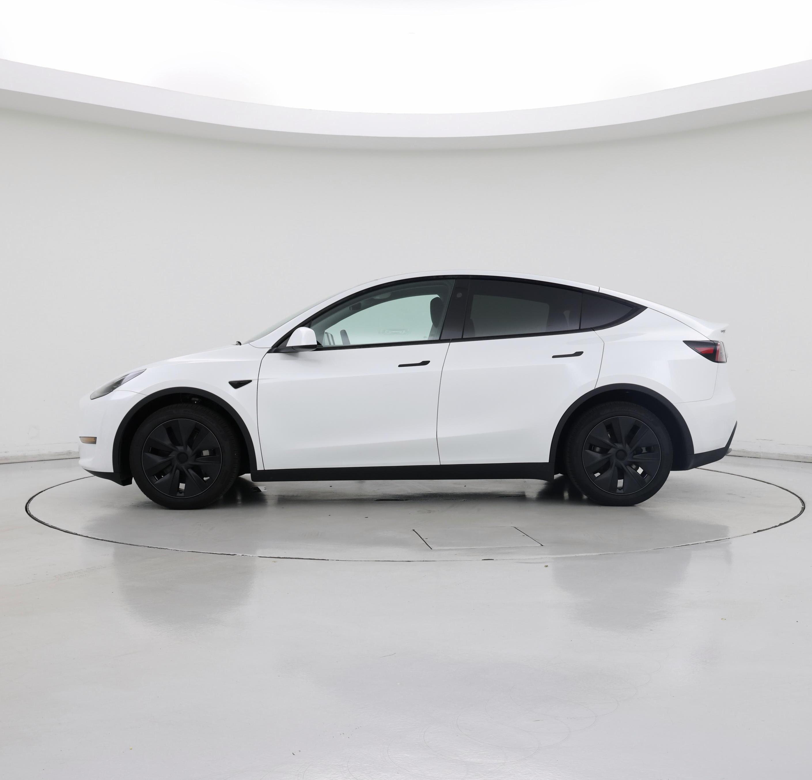 Thumbnail: 2025 Tesla Model Y - 3