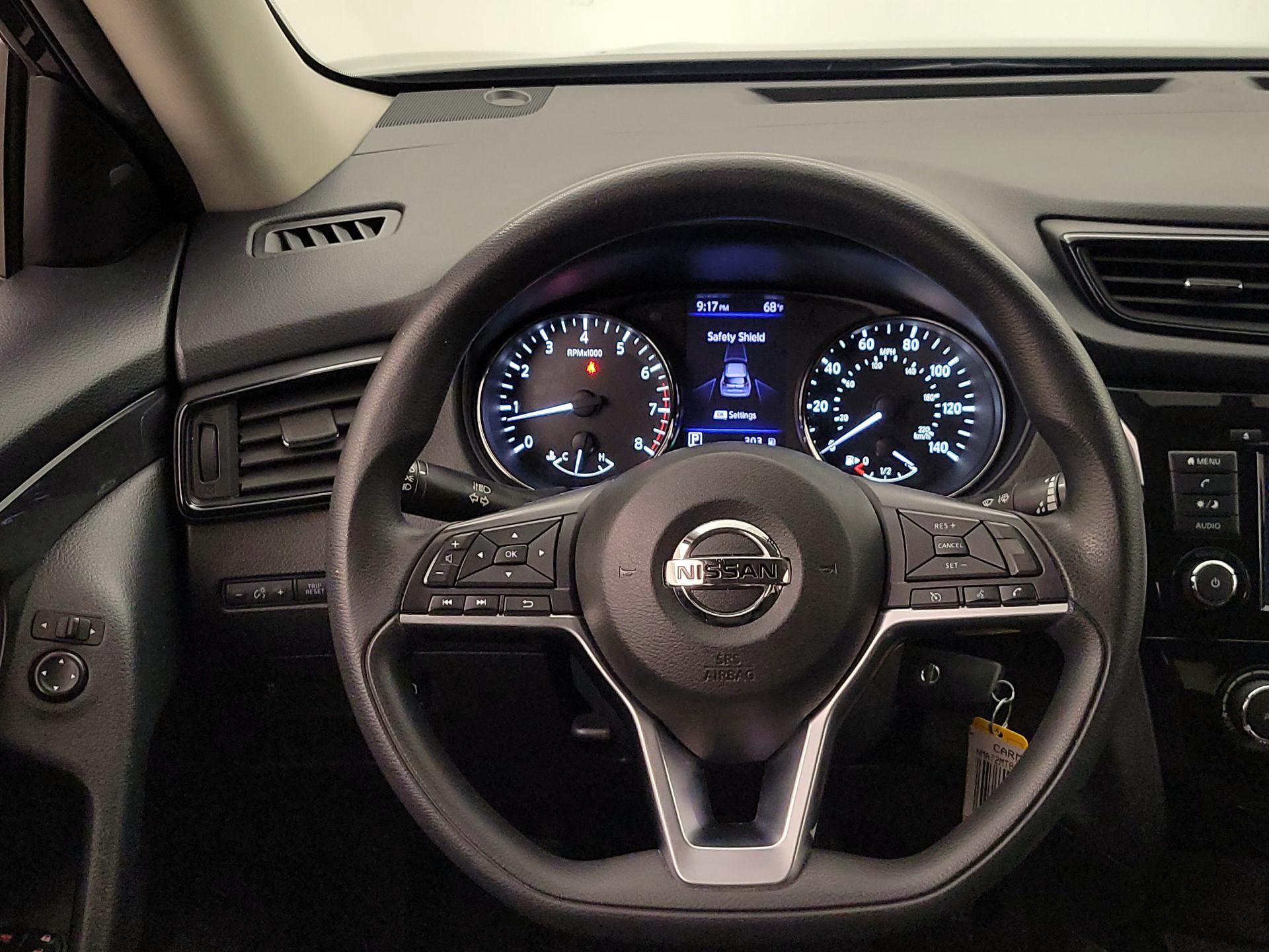 Thumbnail: 2018 Nissan Rogue - 10
