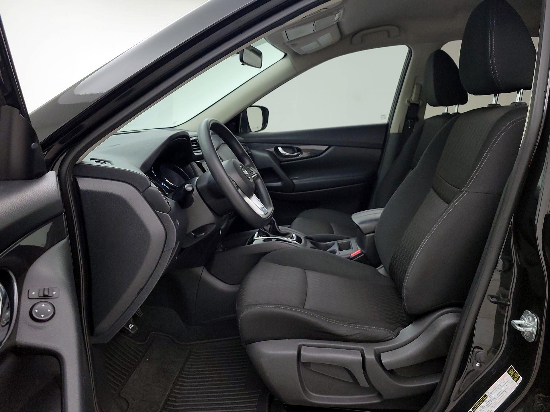 Thumbnail: 2018 Nissan Rogue - 11