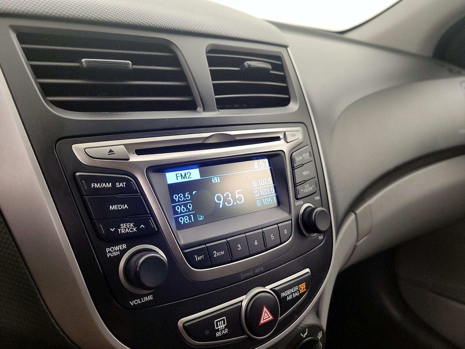Thumbnail: 2017 Hyundai Accent - 14