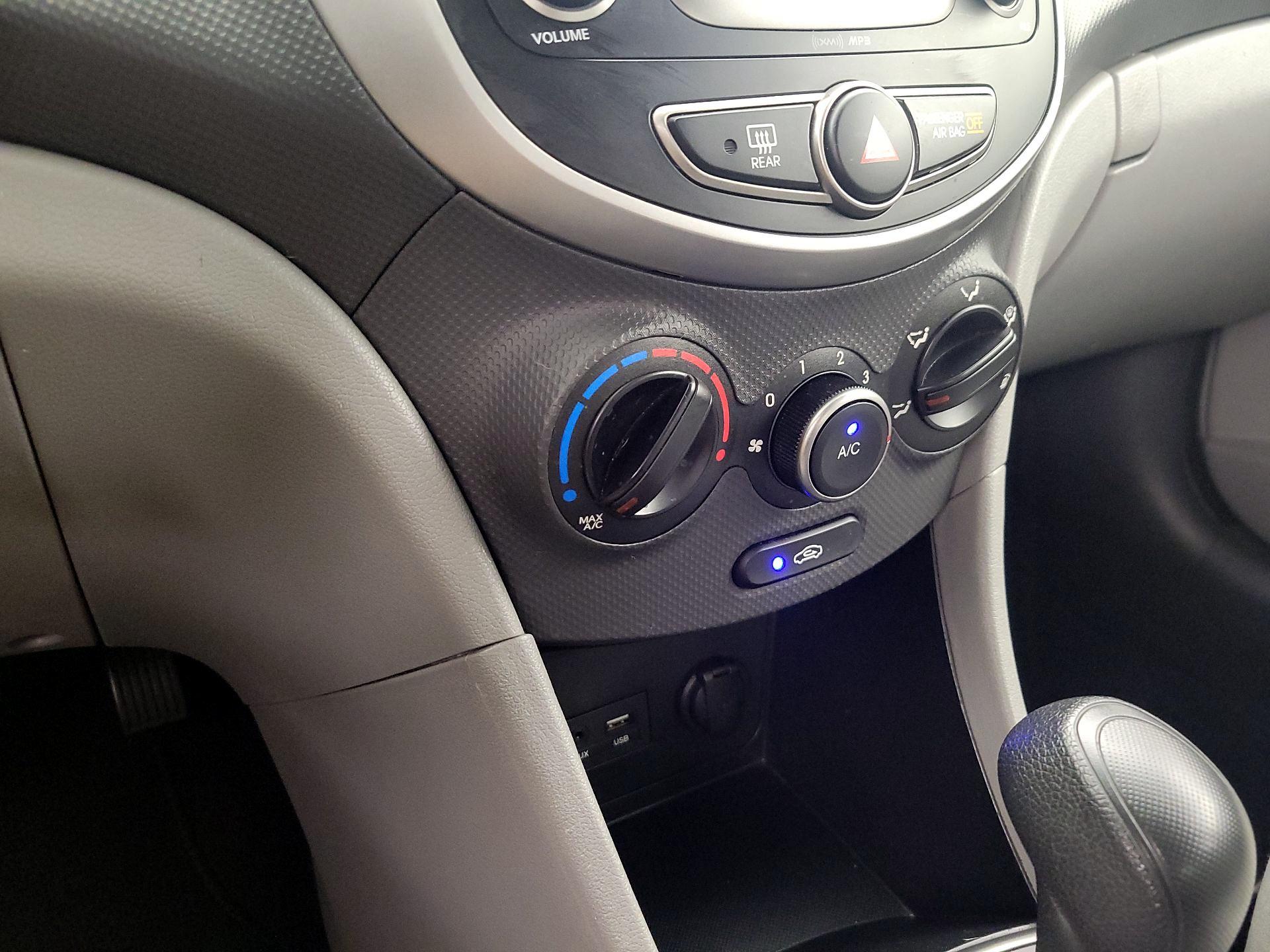 Thumbnail: 2017 Hyundai Accent - 15