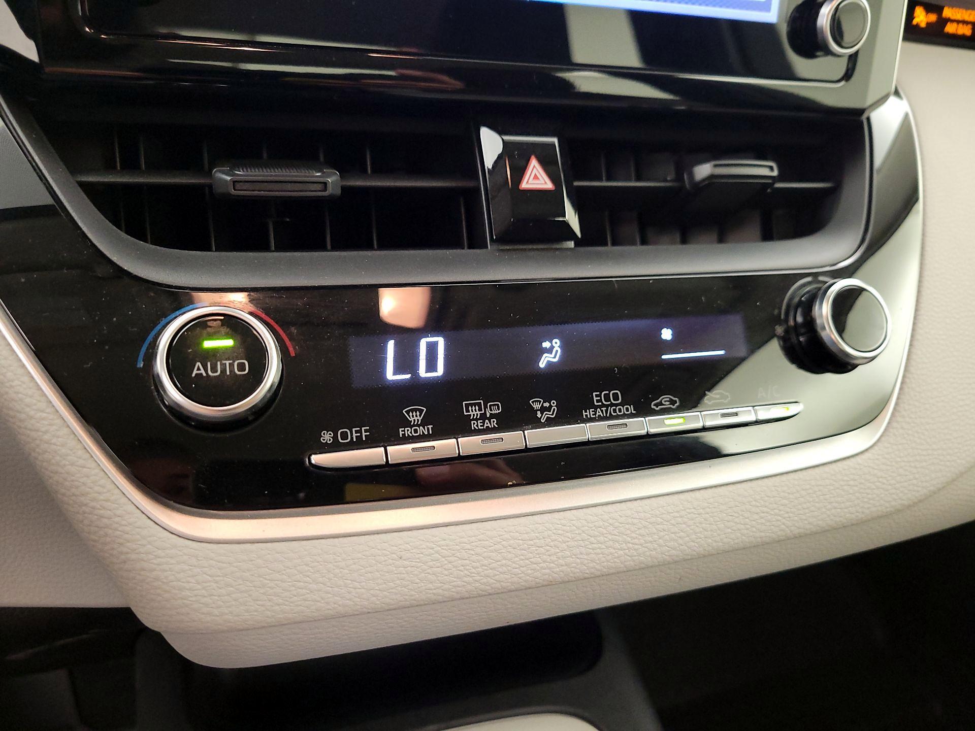 Thumbnail: 2020 Toyota Corolla - 16