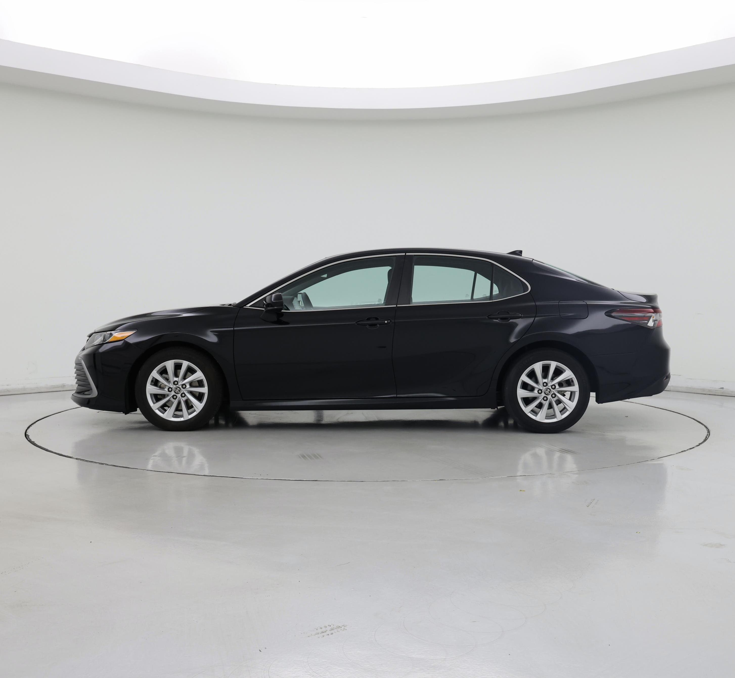 Thumbnail: 2023 Toyota Camry - 3