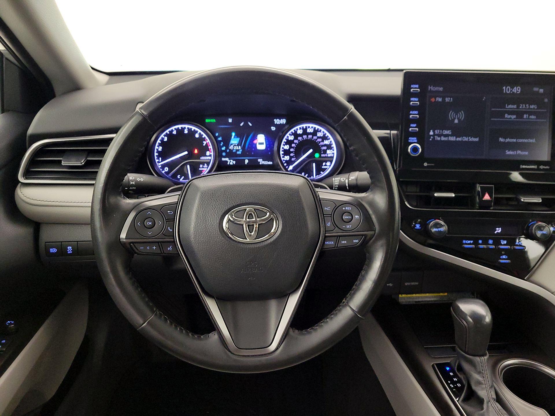 Thumbnail: 2021 Toyota Camry - 10