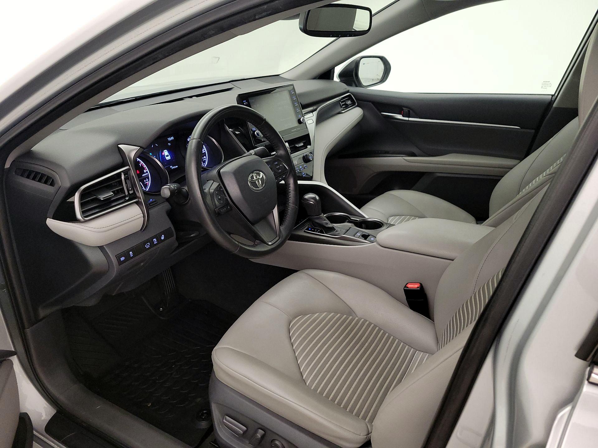 Thumbnail: 2021 Toyota Camry - 11