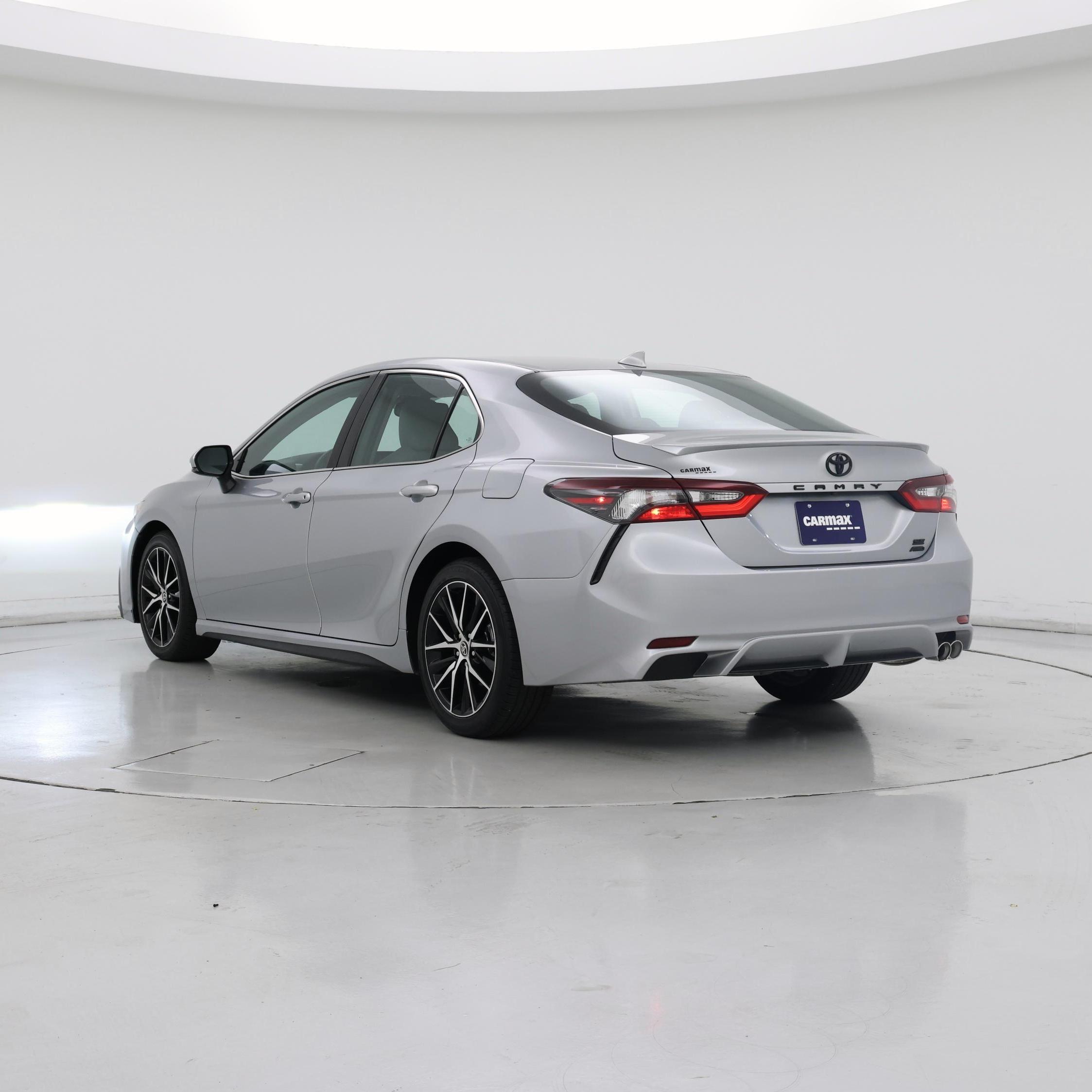 Thumbnail: 2021 Toyota Camry - 2