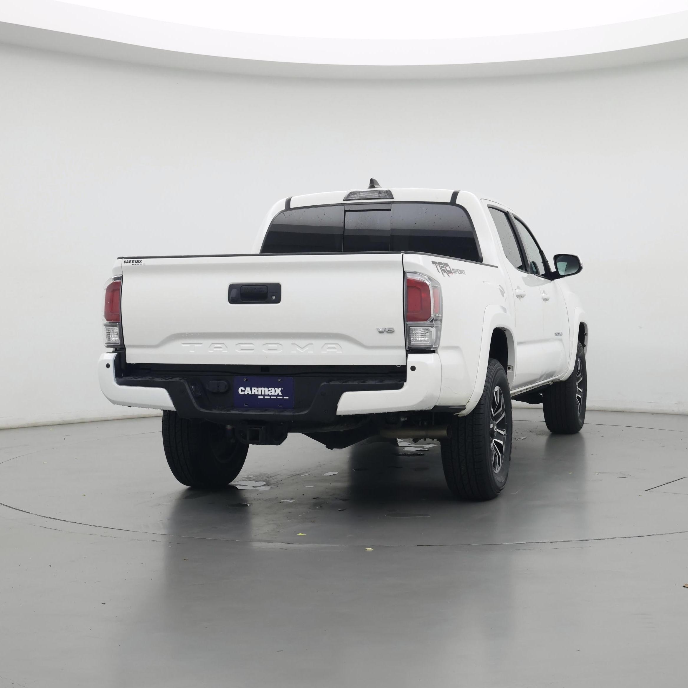 Thumbnail: 2022 Toyota Tacoma - 3