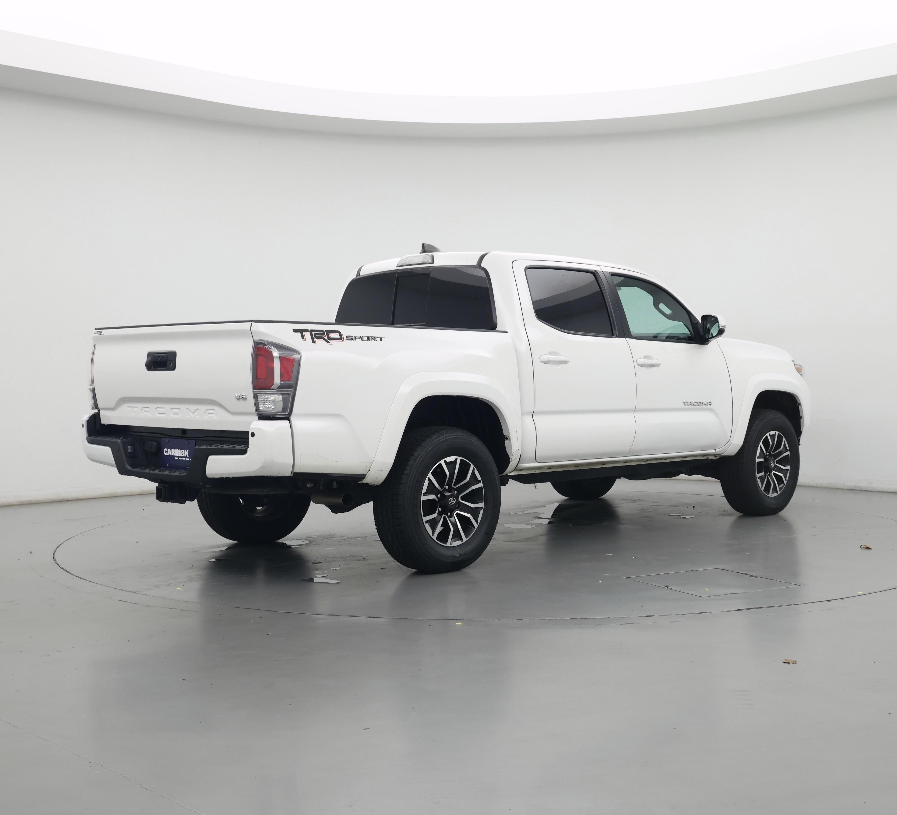 Thumbnail: 2022 Toyota Tacoma - 7