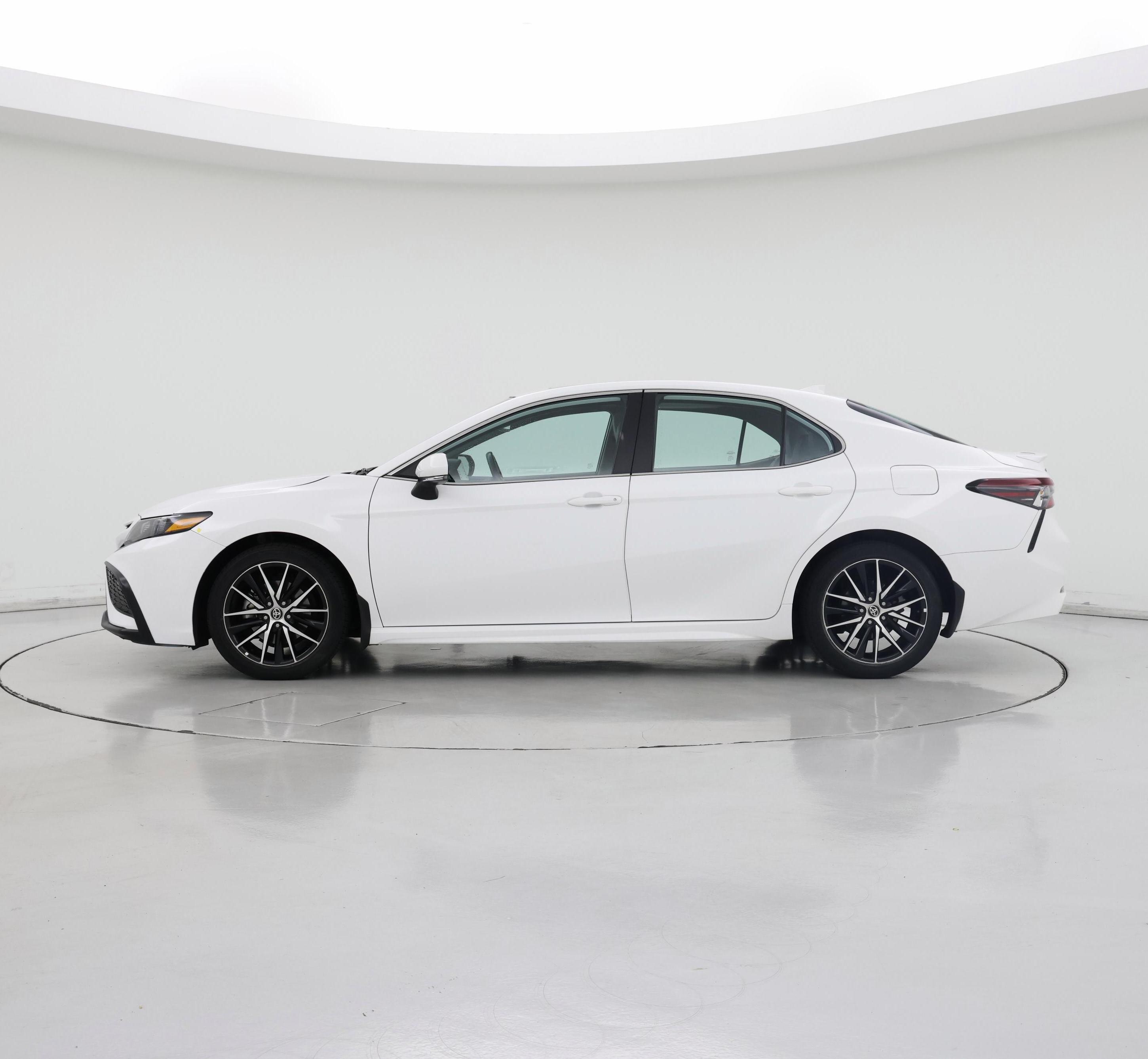 Thumbnail: 2023 Toyota Camry - 3