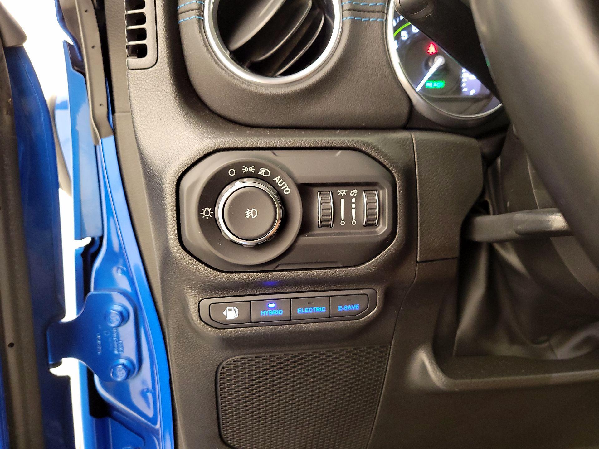 Thumbnail: 2022 Jeep Wrangler - 13