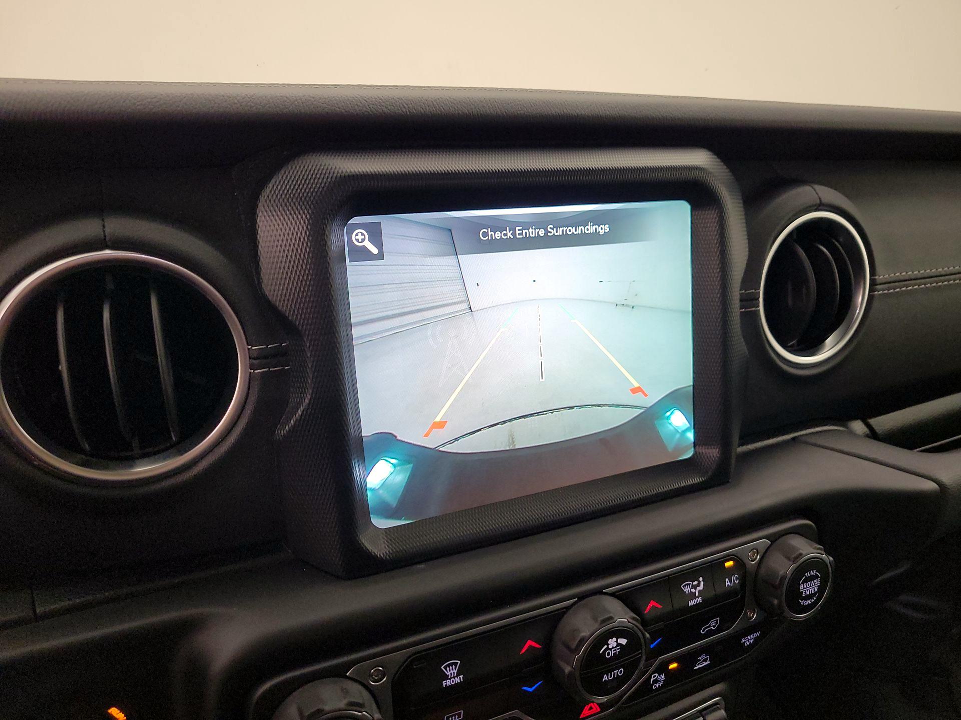 Thumbnail: 2021 Jeep Gladiator - 15