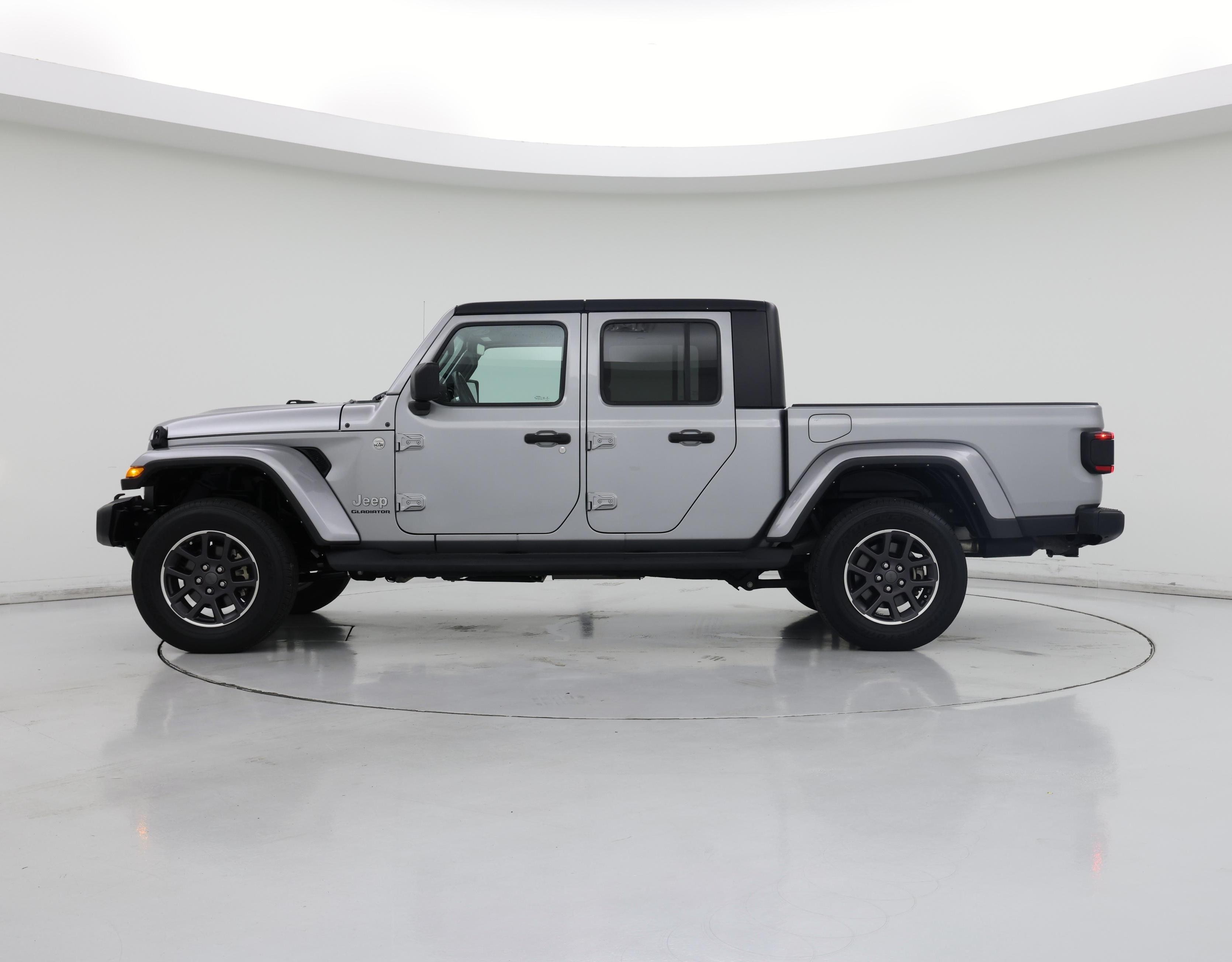 Thumbnail: 2021 Jeep Gladiator - 3