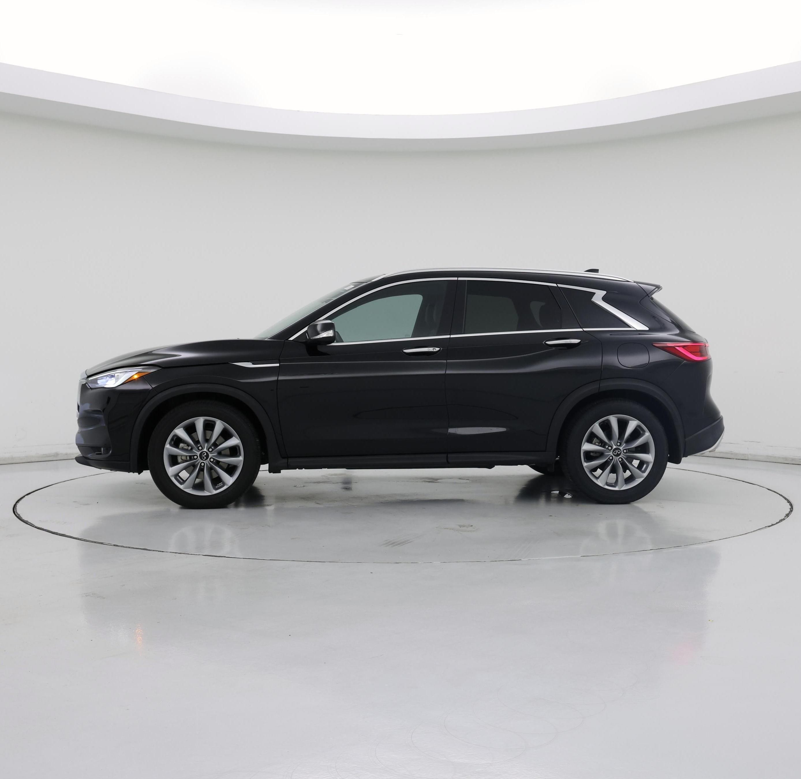 Thumbnail: 2022 INFINITI QX50 - 3