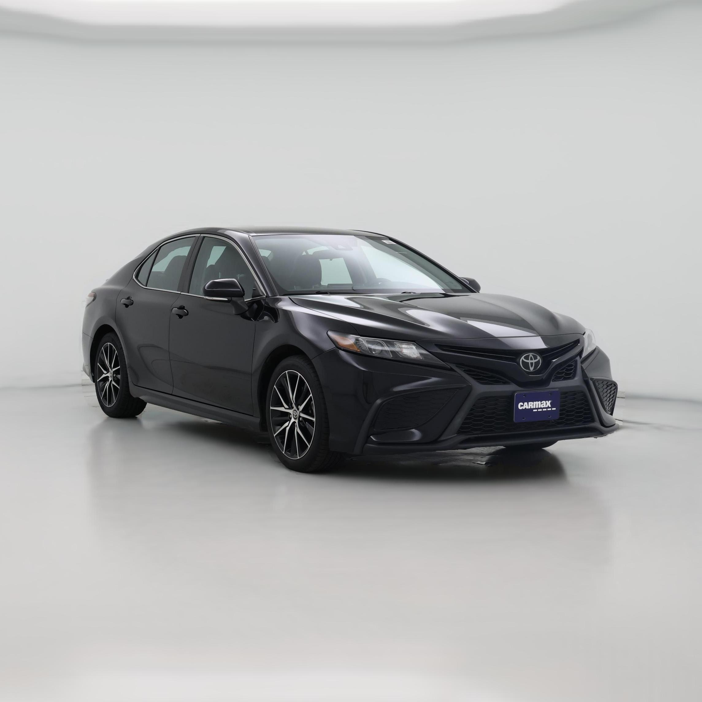 Thumbnail: 2022 Toyota Camry - 1