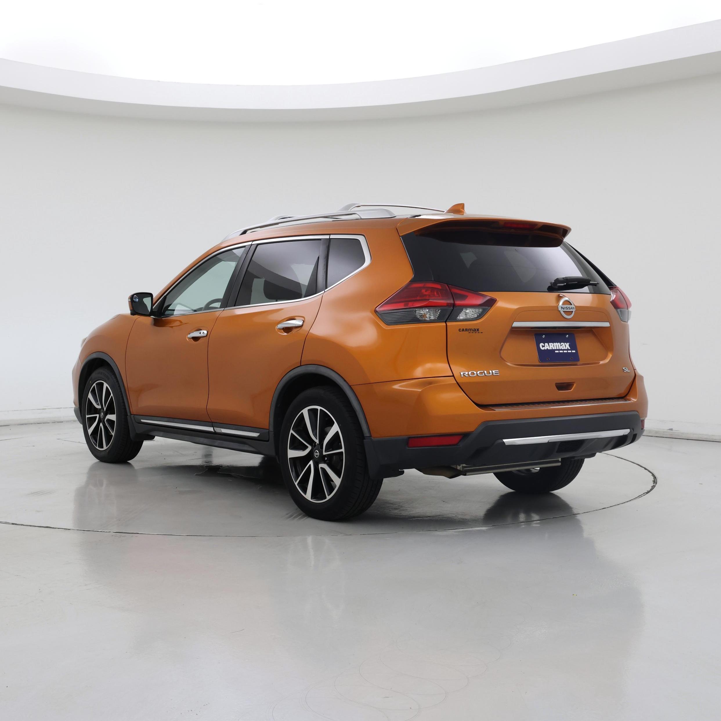 Thumbnail: 2017 Nissan Rogue - 2