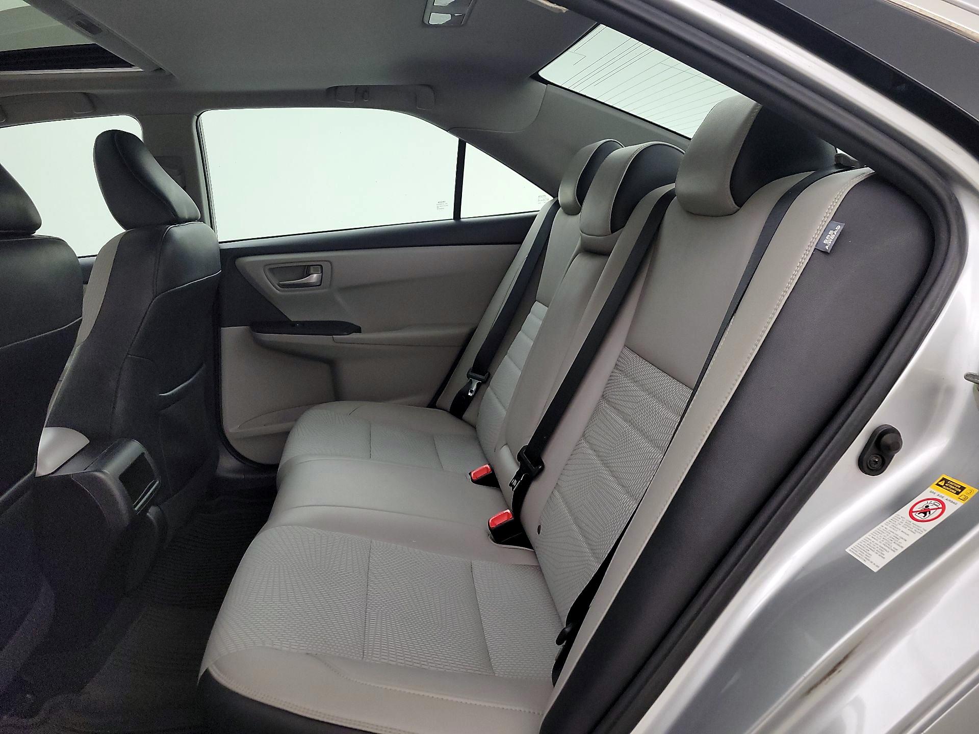 Thumbnail: 2016 Toyota Camry - 20