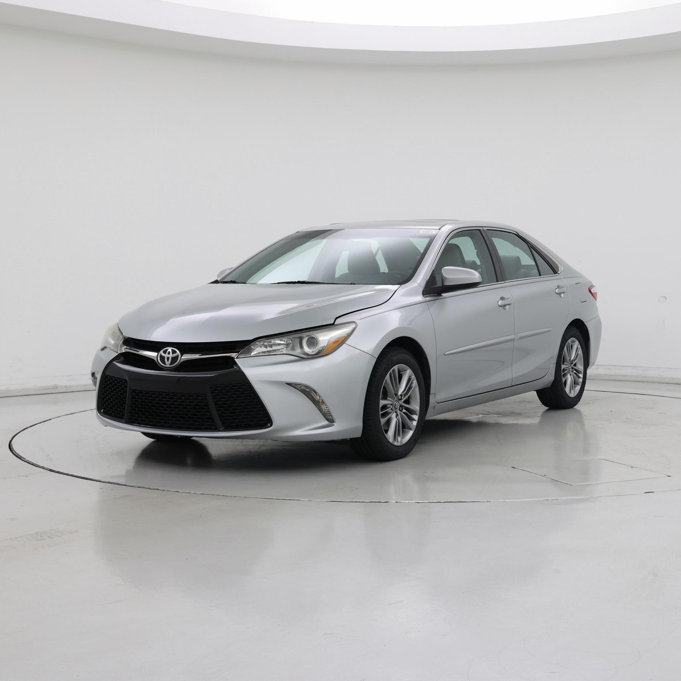 Thumbnail: 2016 Toyota Camry - 4