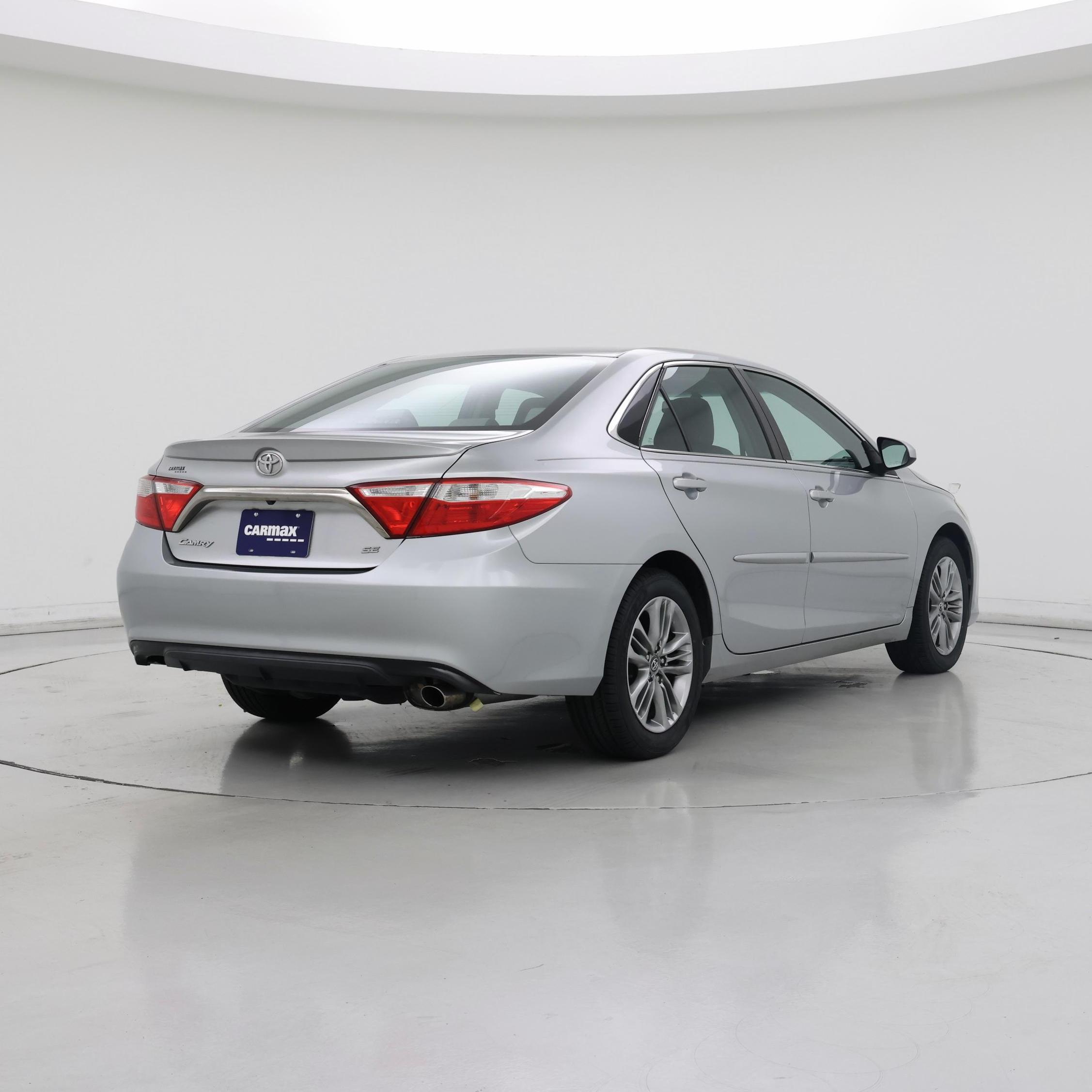 Thumbnail: 2016 Toyota Camry - 8