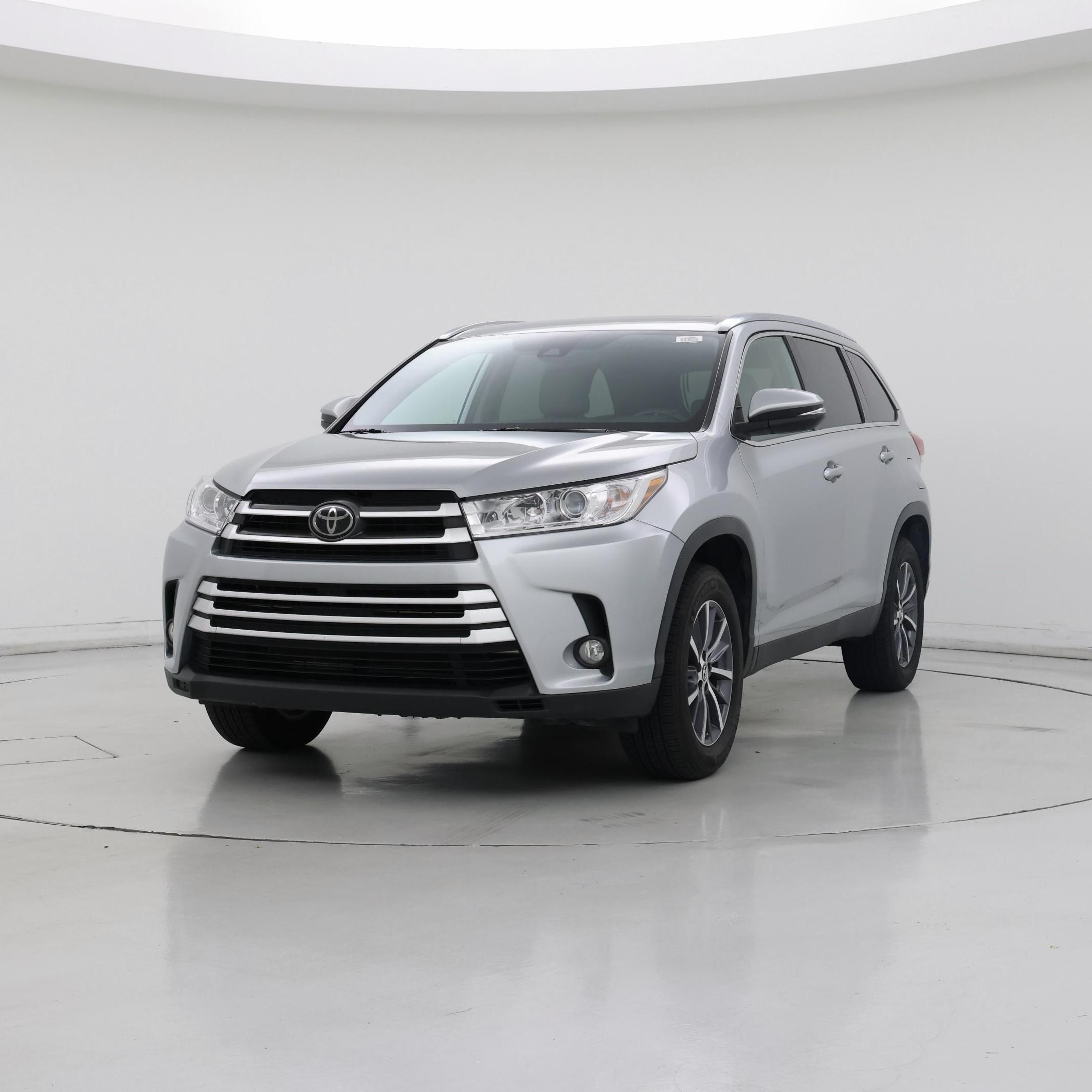 Thumbnail: 2019 Toyota Highlander - 4