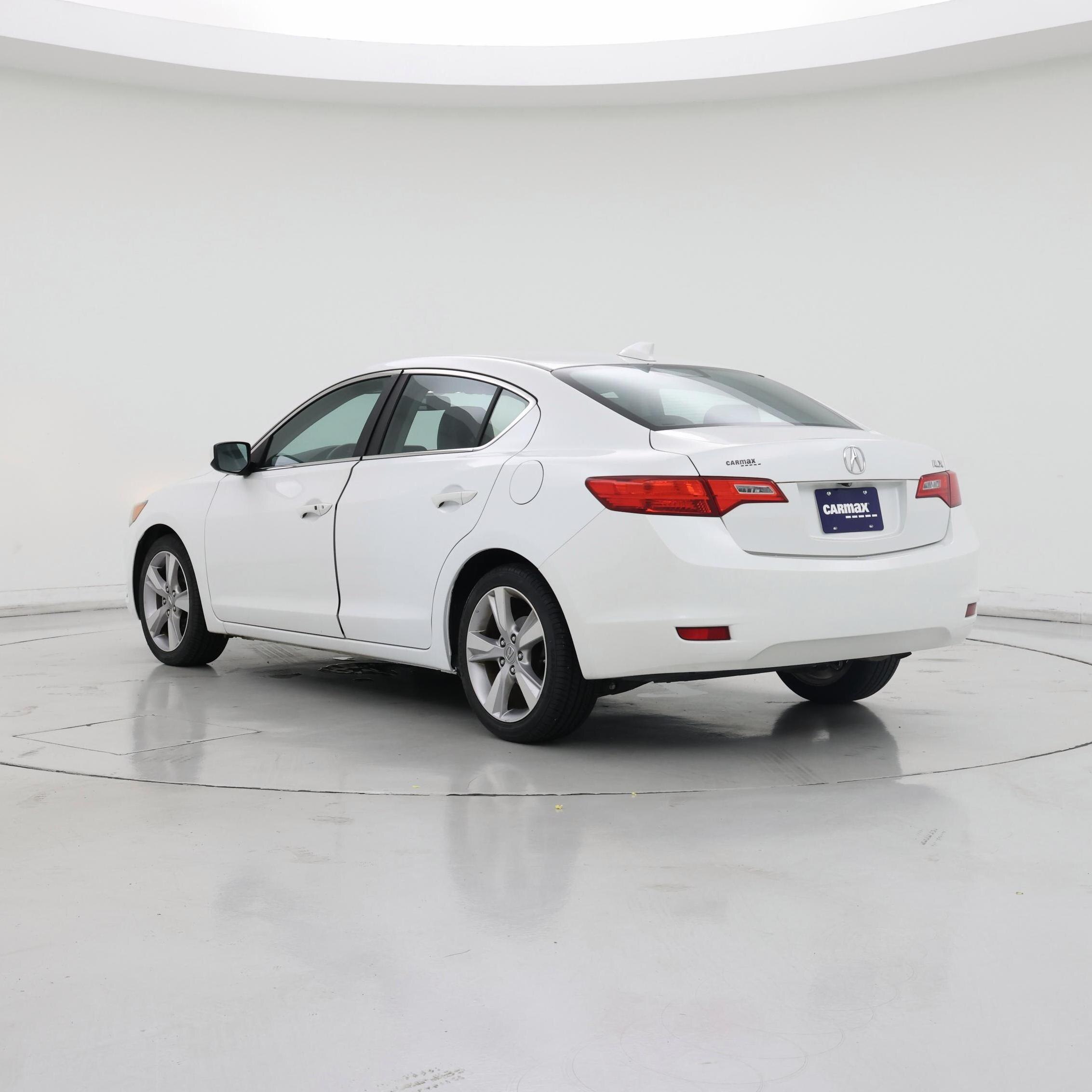 Thumbnail: 2014 Acura ILX - 2