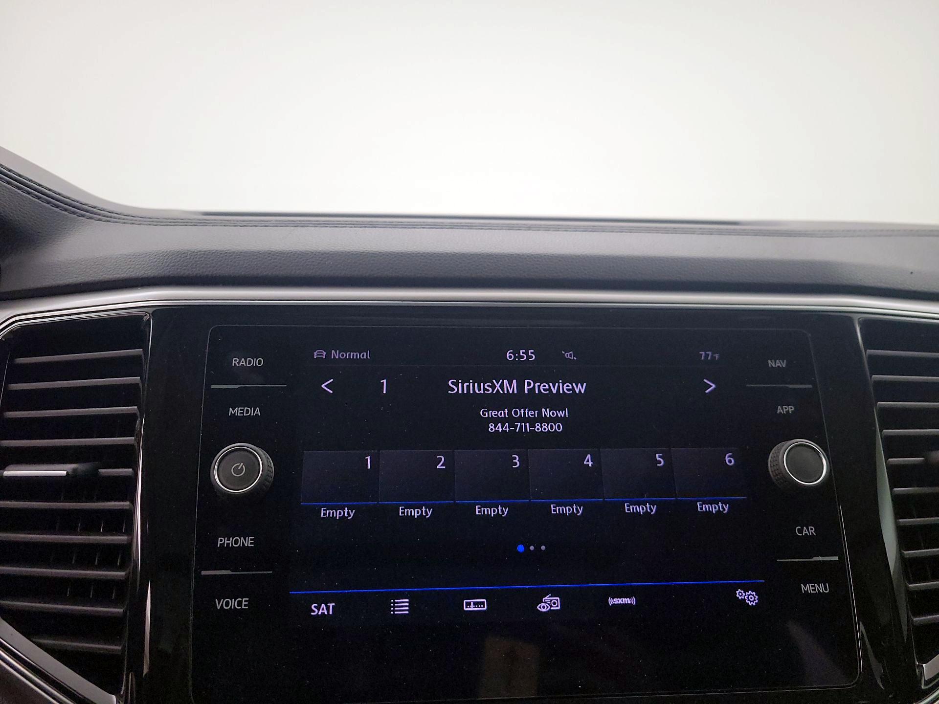Thumbnail: 2019 Volkswagen Atlas - 16
