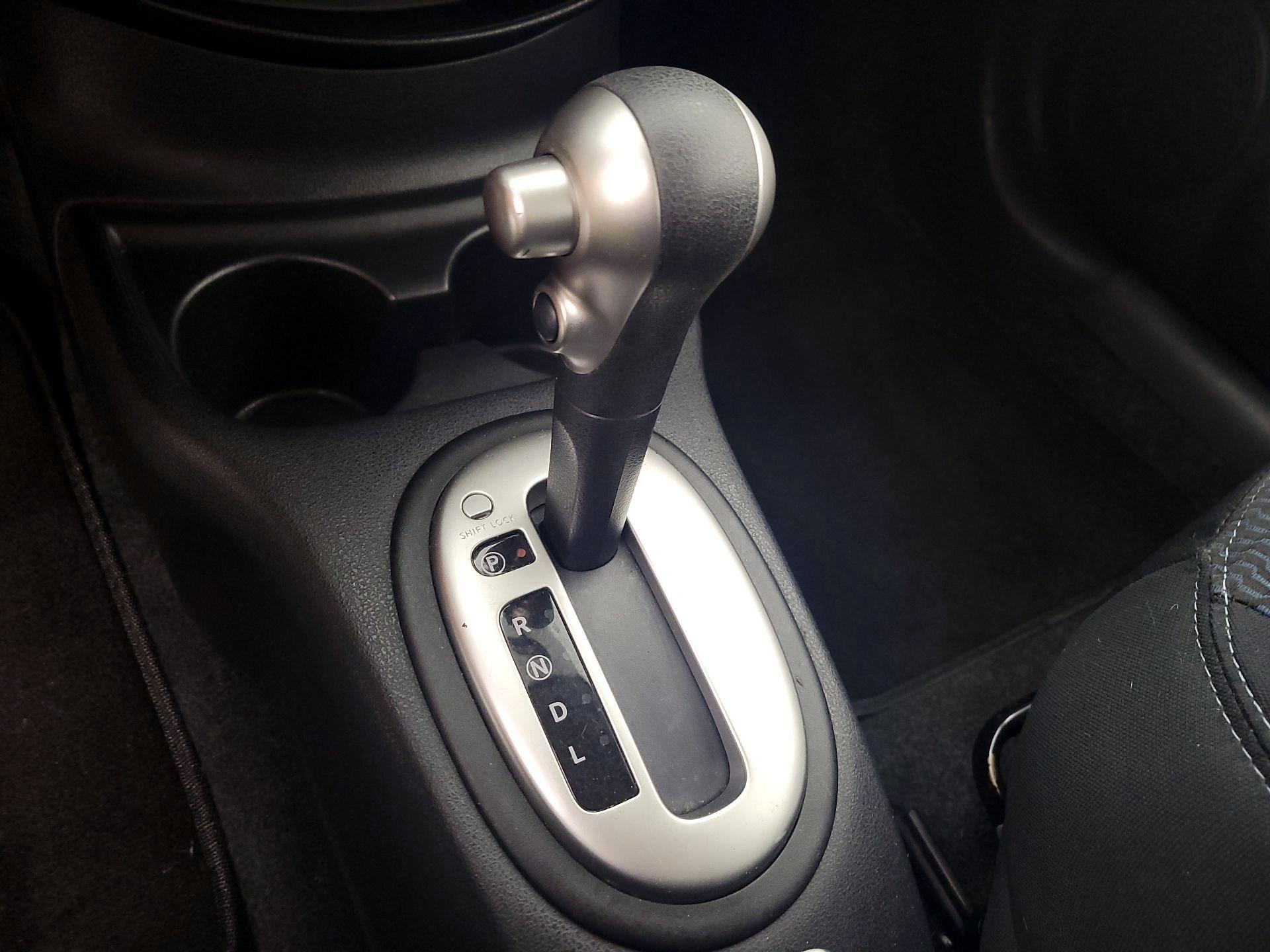 Thumbnail: 2015 Nissan Versa Note - 16