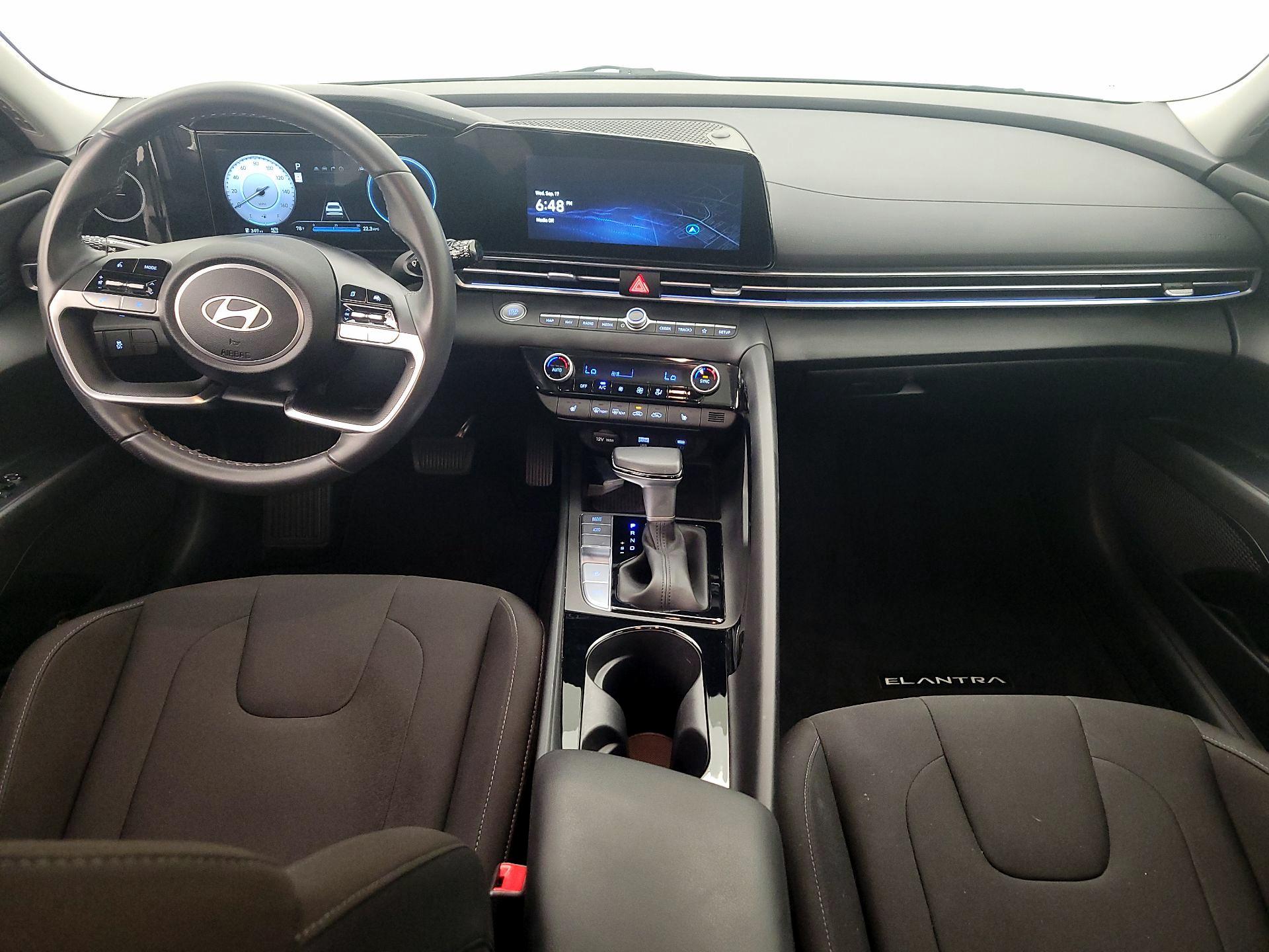 Thumbnail: 2024 Hyundai Elantra - 9