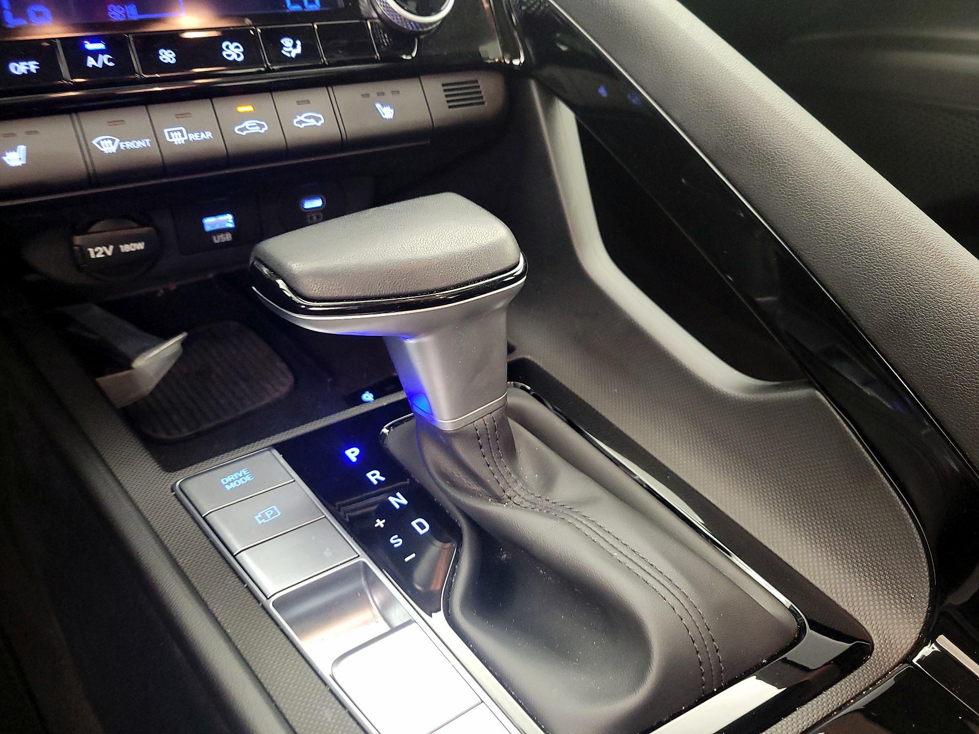 Thumbnail: 2024 Hyundai Elantra - 18
