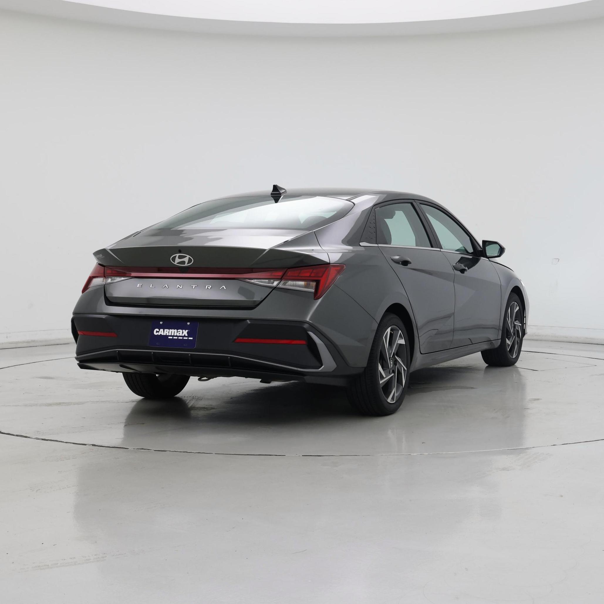 Thumbnail: 2024 Hyundai Elantra - 8