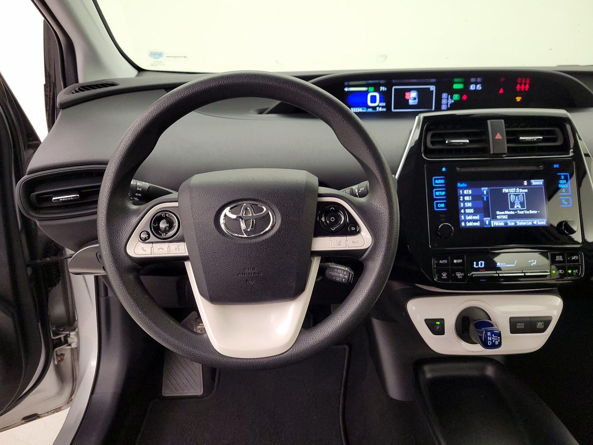 Thumbnail: 2018 Toyota Prius - 10
