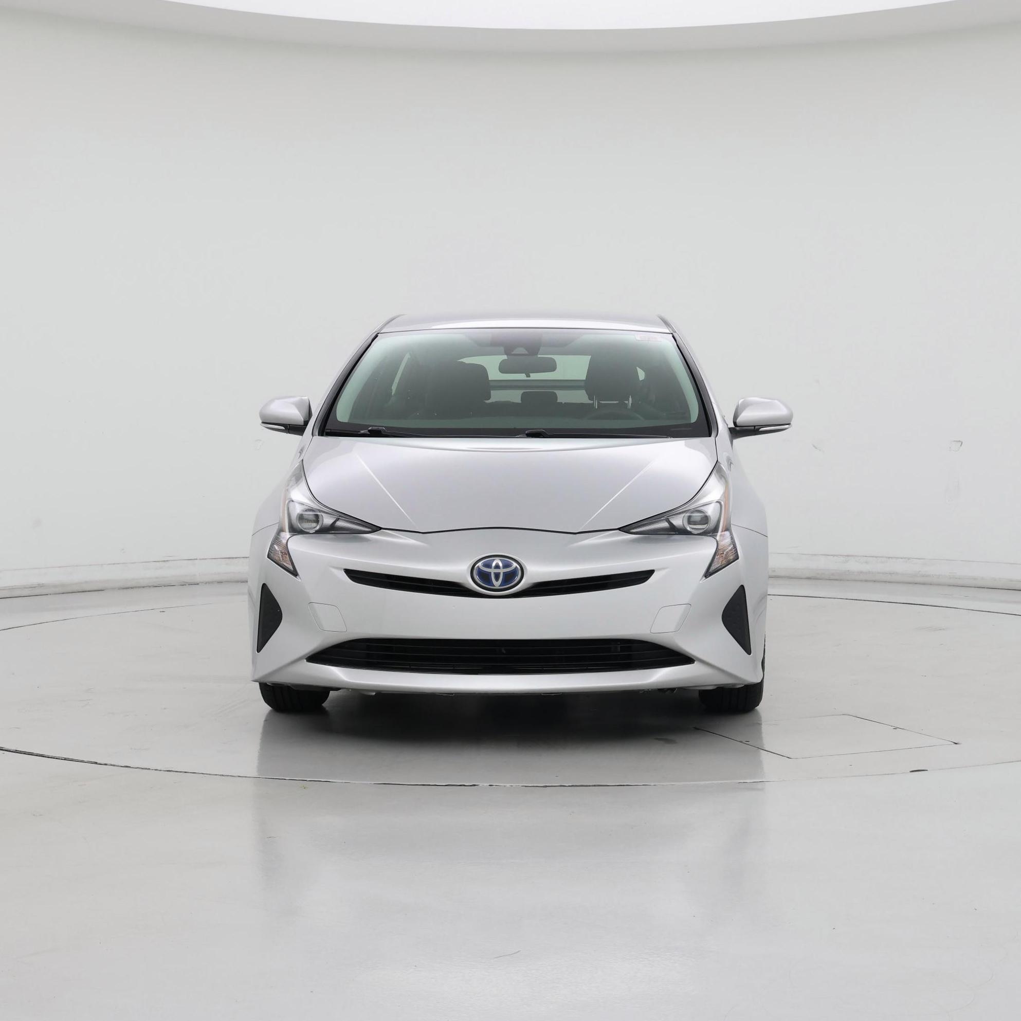 Thumbnail: 2018 Toyota Prius - 5