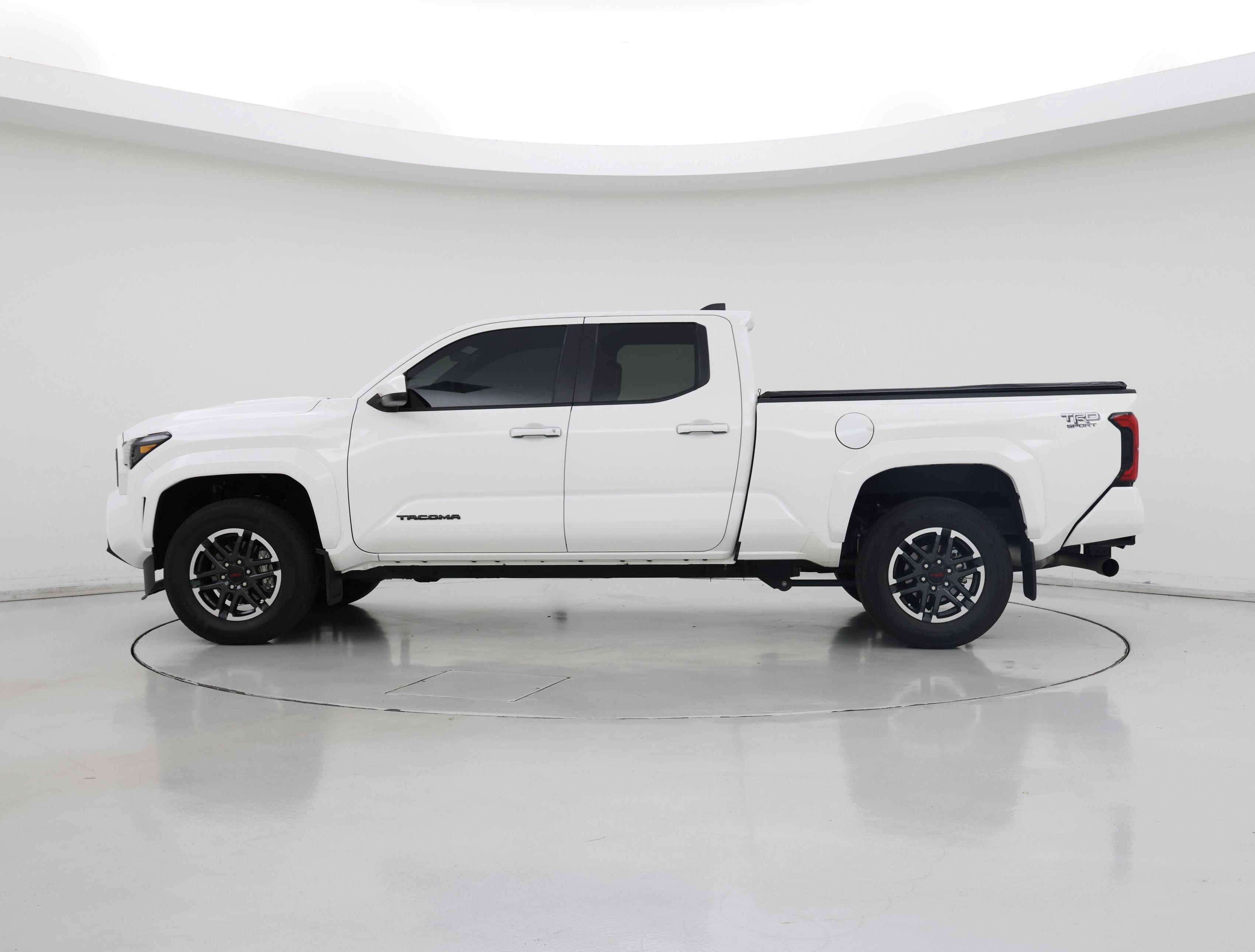 Thumbnail: 2024 Toyota Tacoma - 3