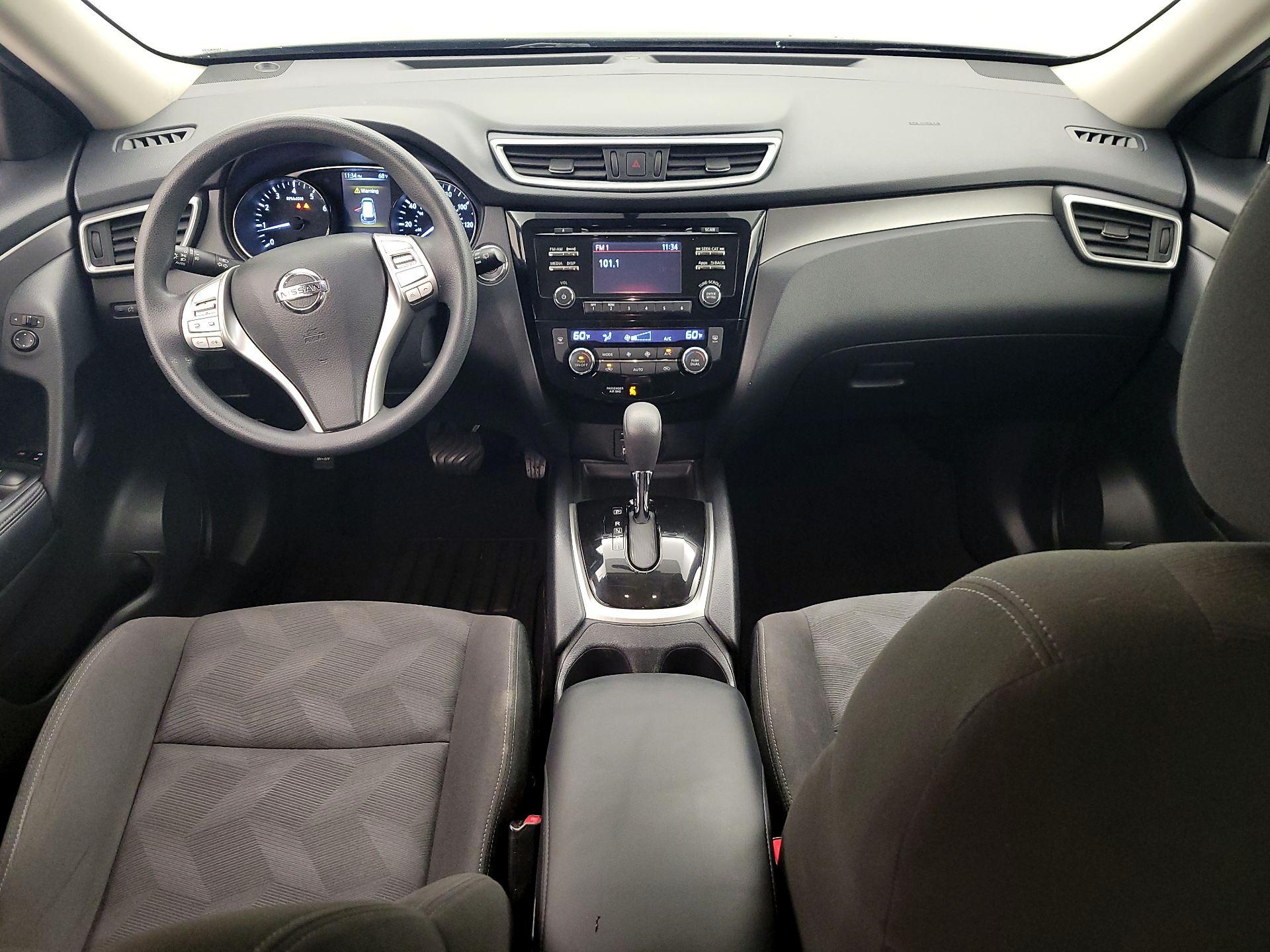Thumbnail: 2016 Nissan Rogue - 9