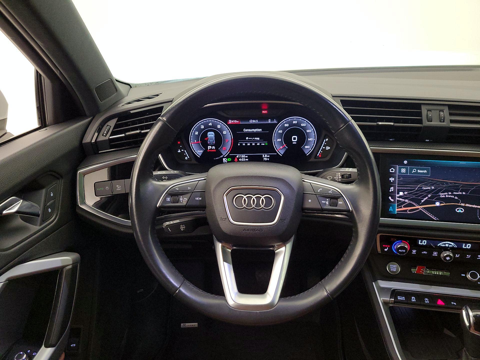 Thumbnail: 2020 Audi Q3 - 10