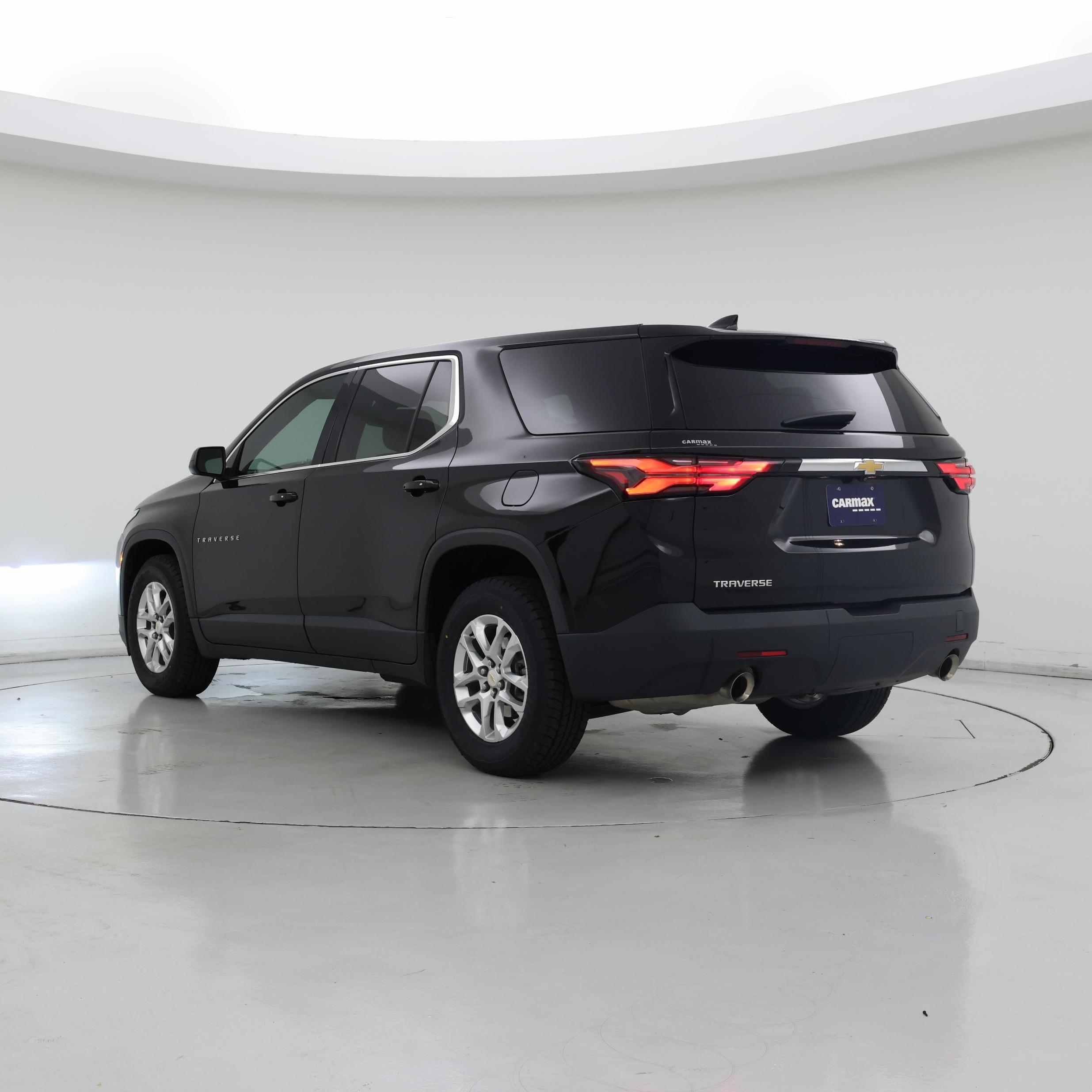 Thumbnail: 2022 Chevrolet Traverse - 2