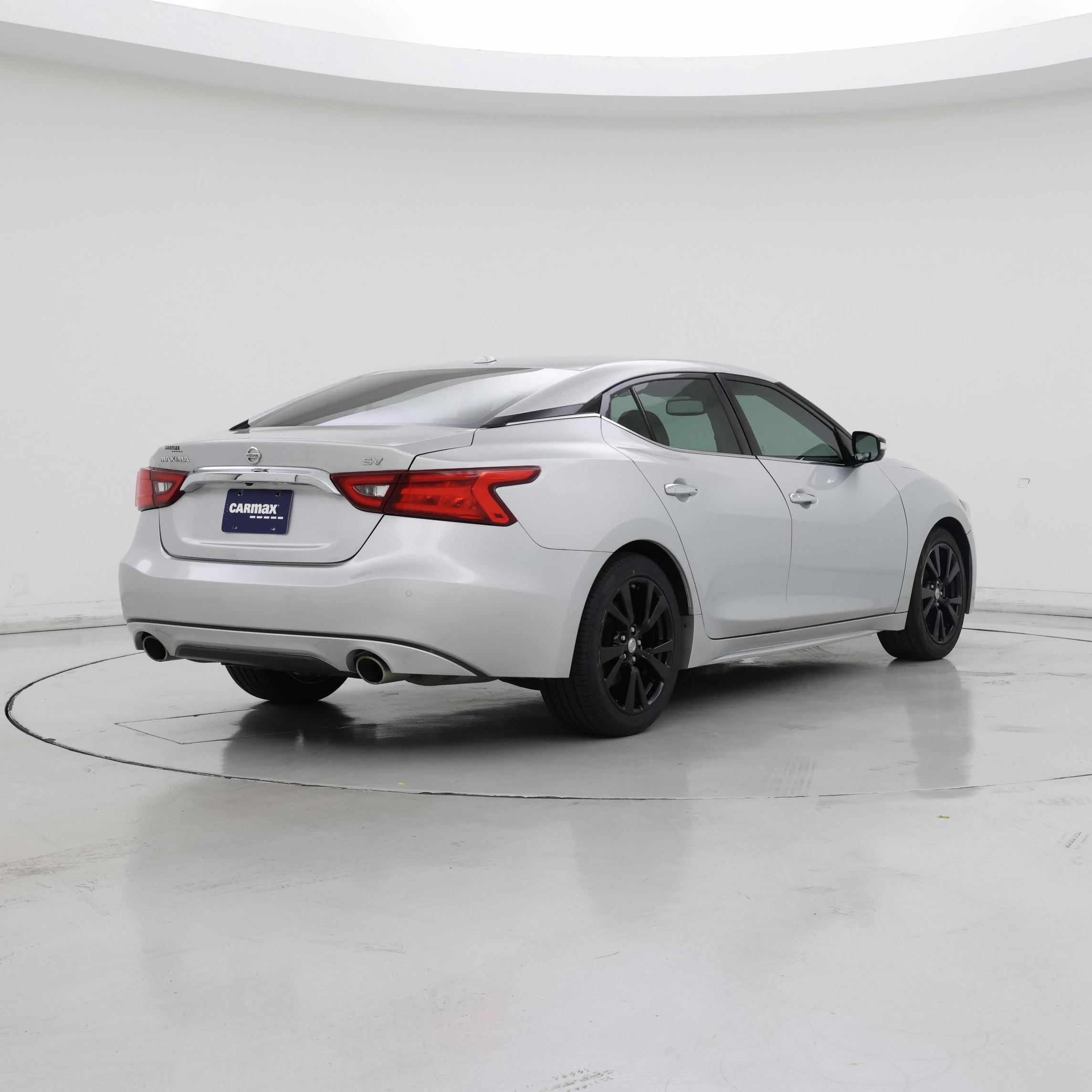 Thumbnail: 2017 Nissan Maxima - 8