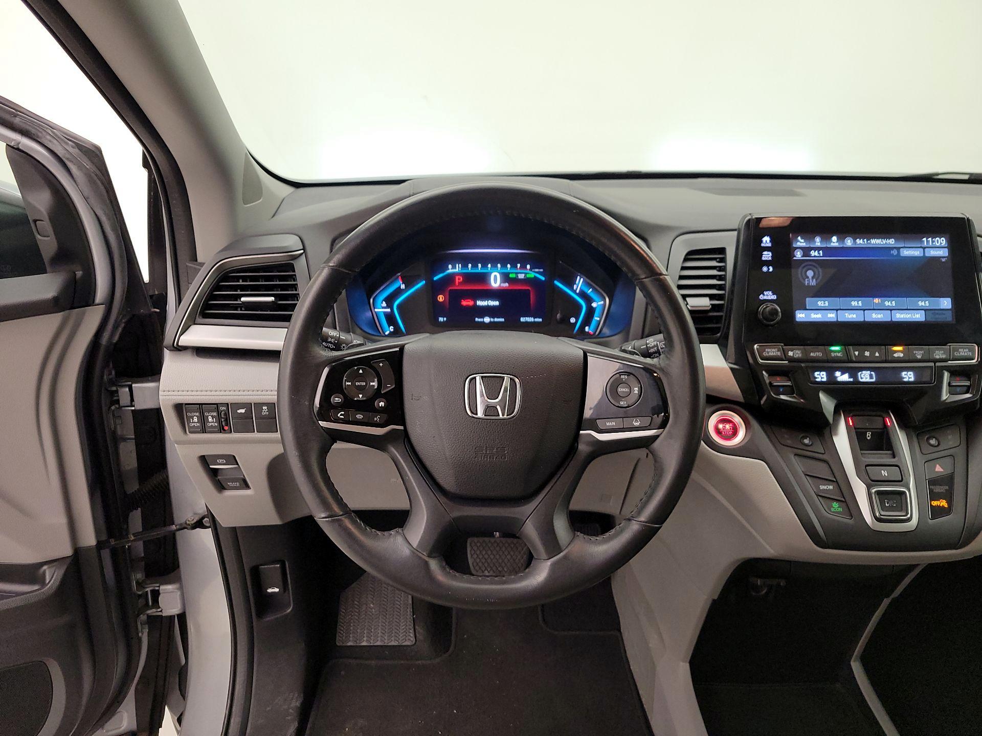 Thumbnail: 2018 Honda Odyssey - 10