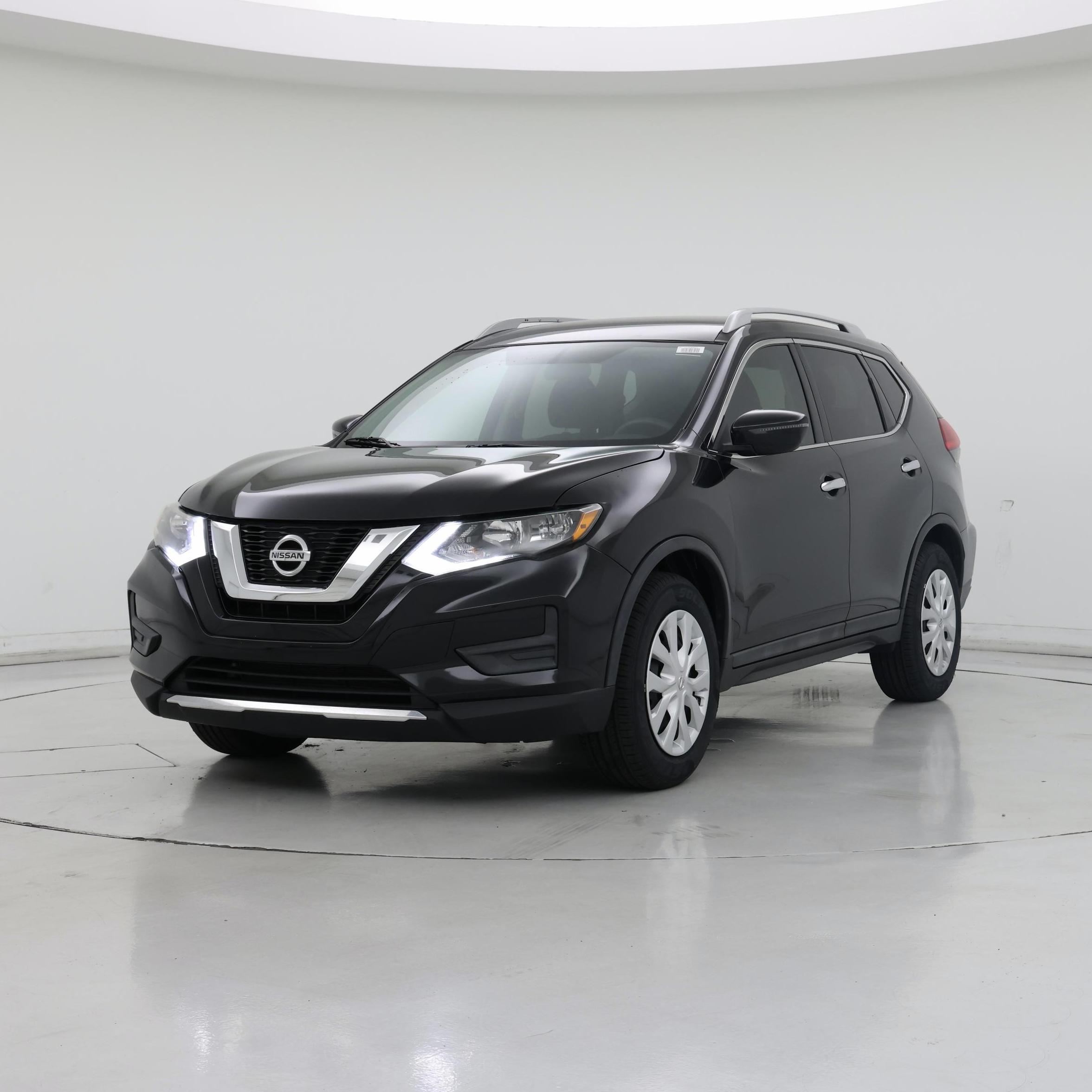Thumbnail: 2017 Nissan Rogue - 4
