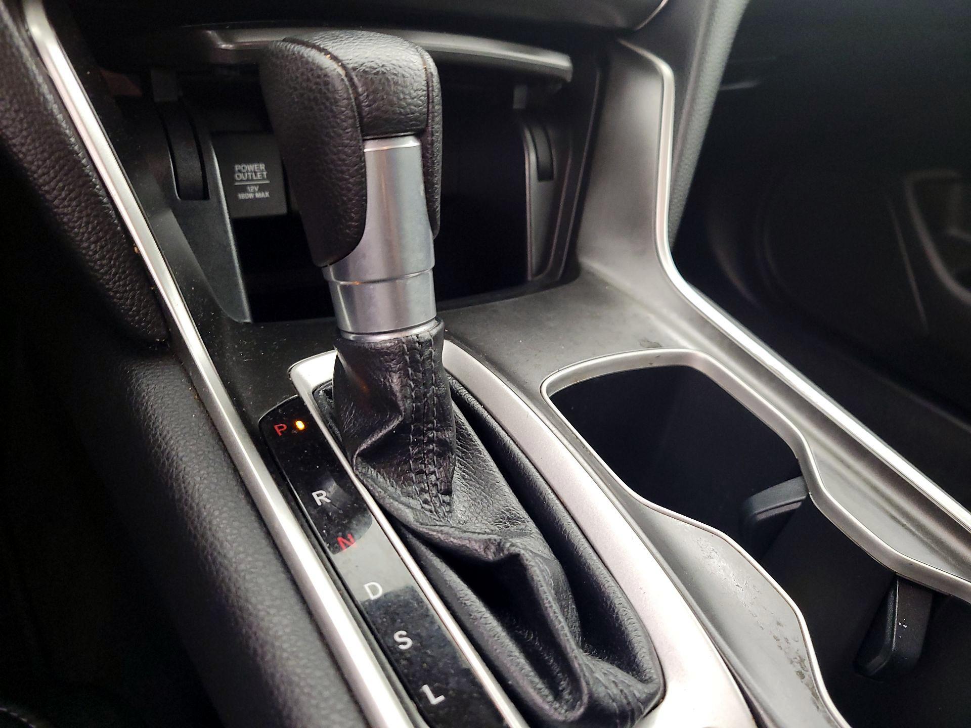 Thumbnail: 2020 Honda Accord - 17