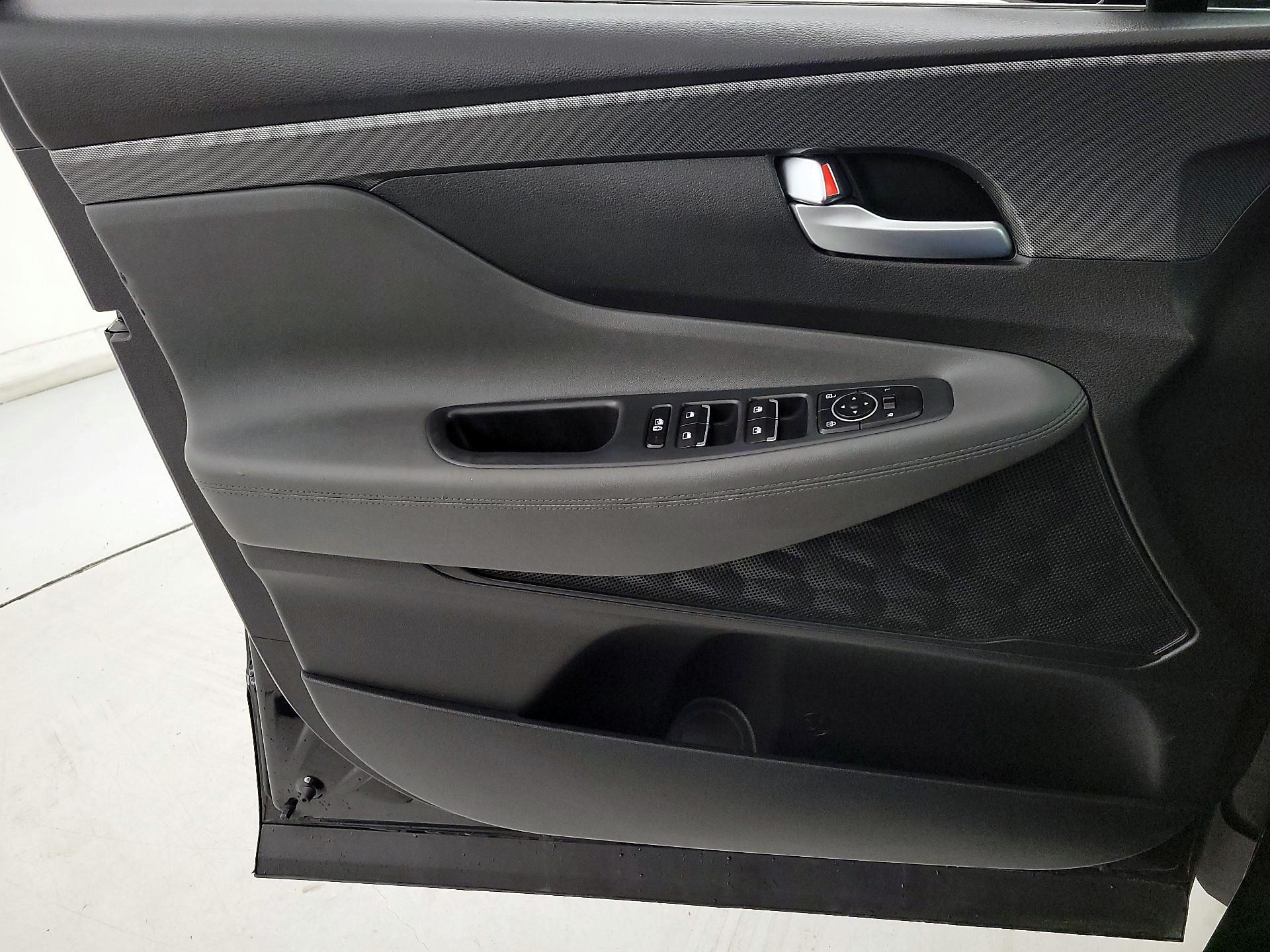 Thumbnail: 2023 Hyundai Santa Fe - 12