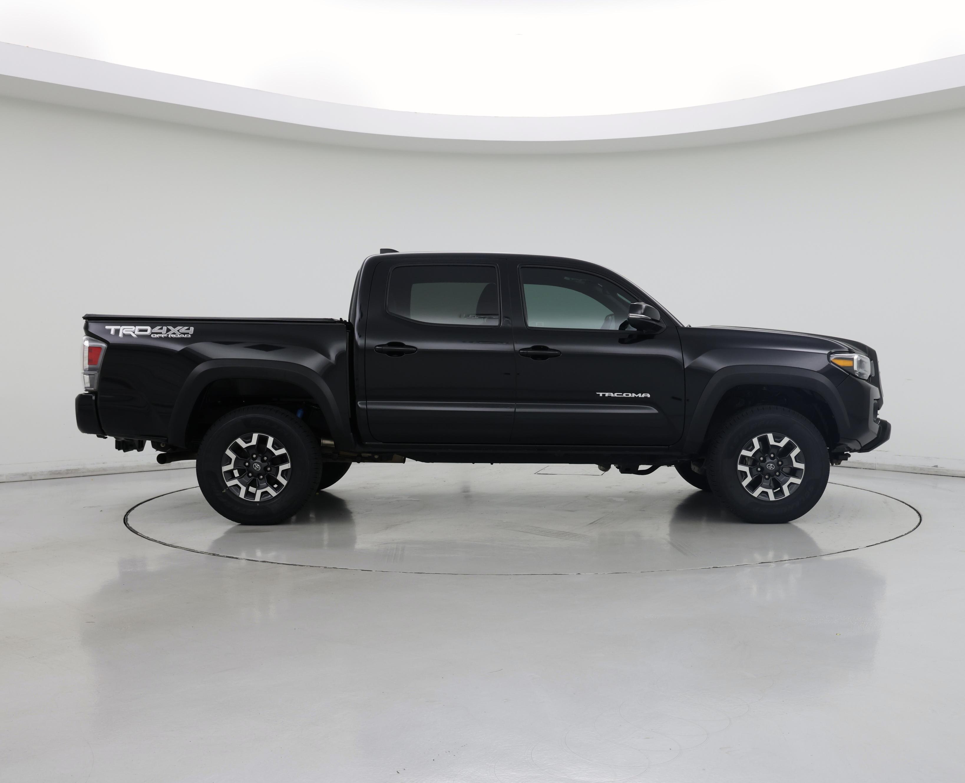 Thumbnail: 2021 Toyota Tacoma - 7