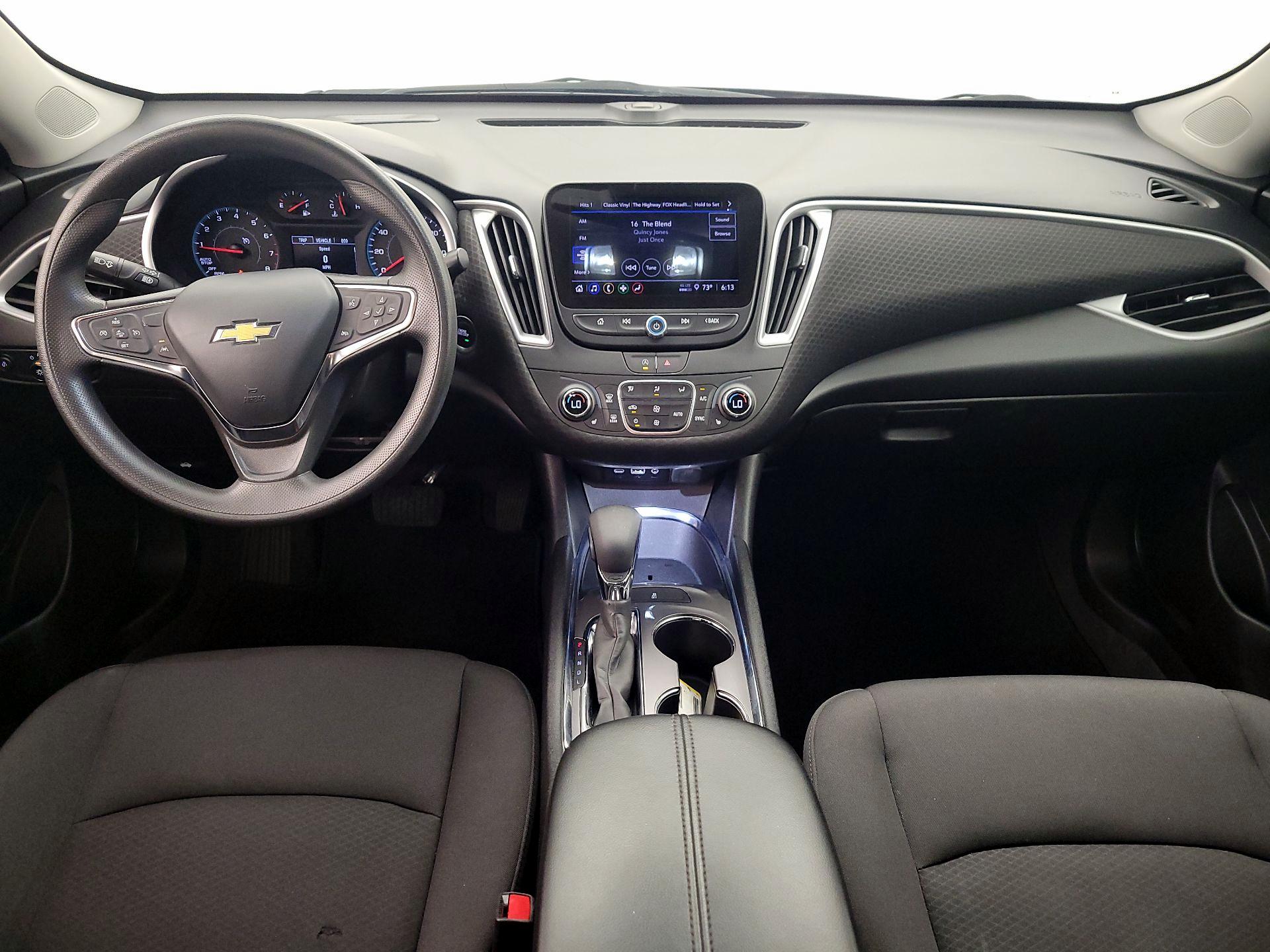Thumbnail: 2023 Chevrolet Malibu - 9