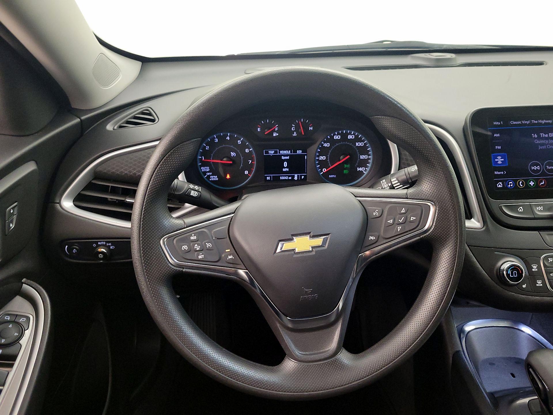 Thumbnail: 2023 Chevrolet Malibu - 10